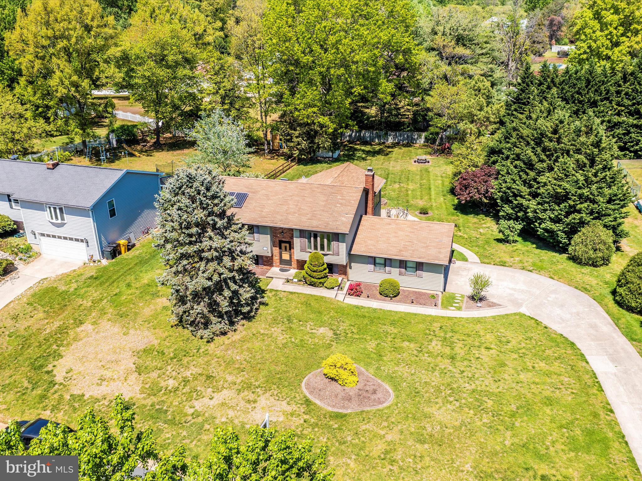 LAKE SHORE - Residential