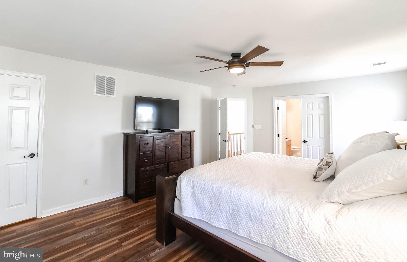 GREENBRIER - Residential