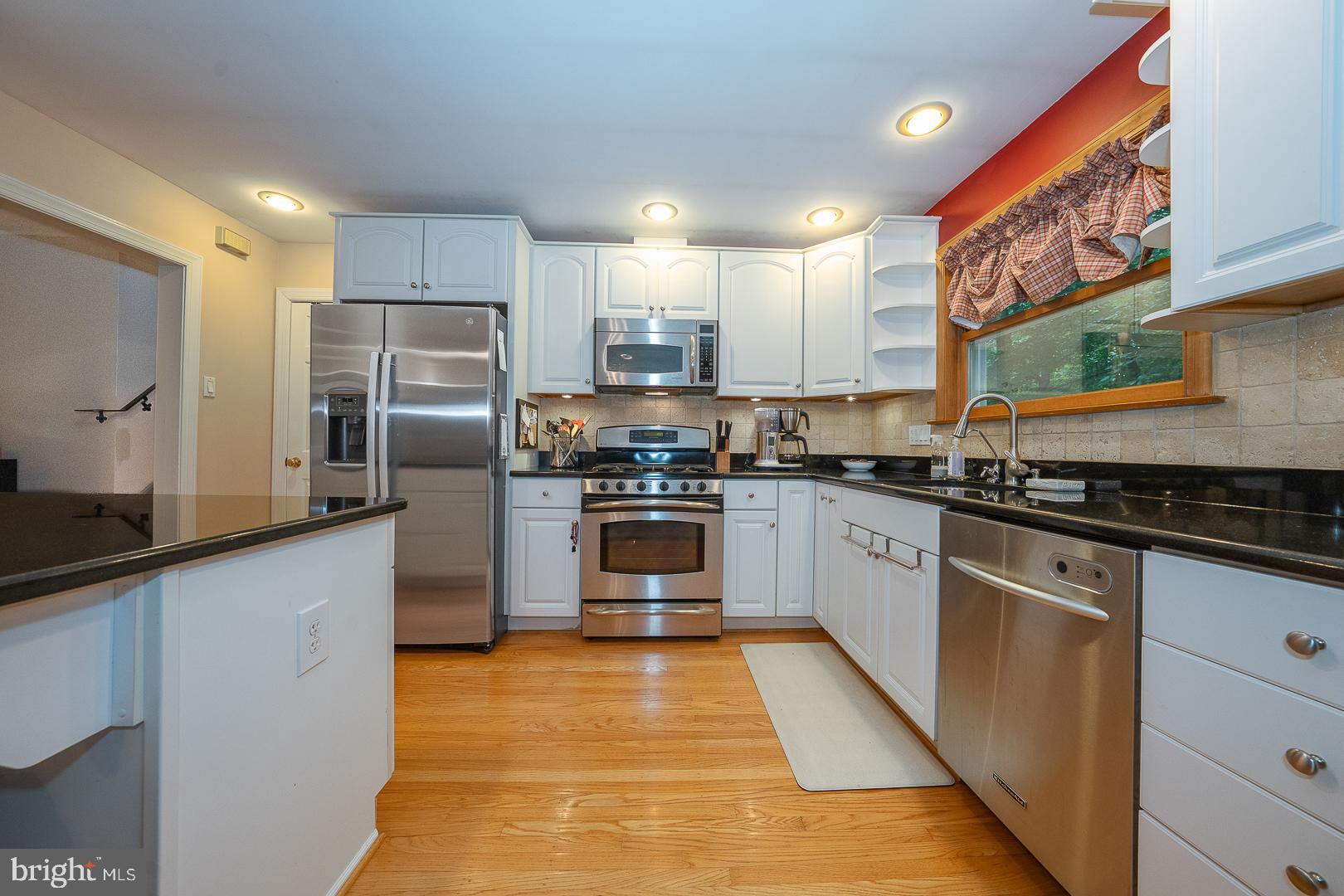 BOB WHITE FARMS - Residential