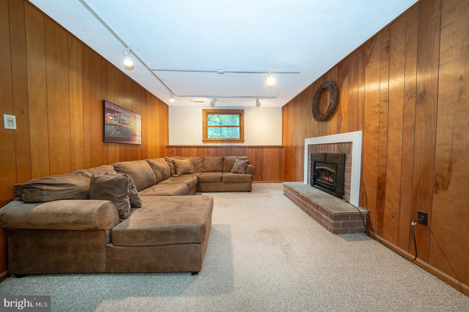 BOB WHITE FARMS - Residential