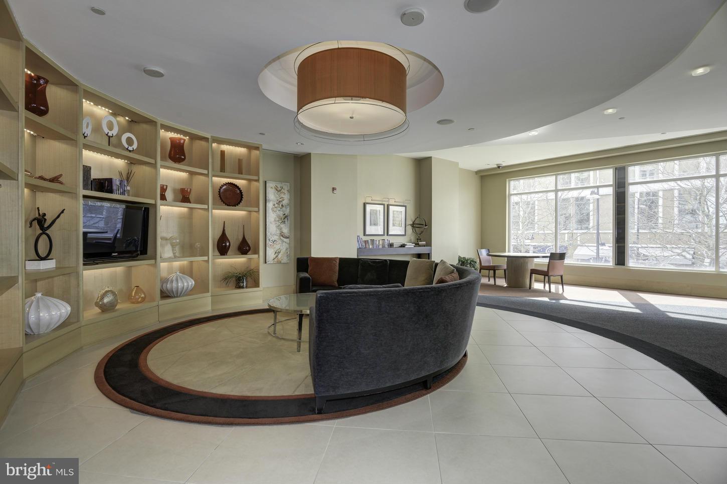 NATIONAL HARBOR - Residential Lease