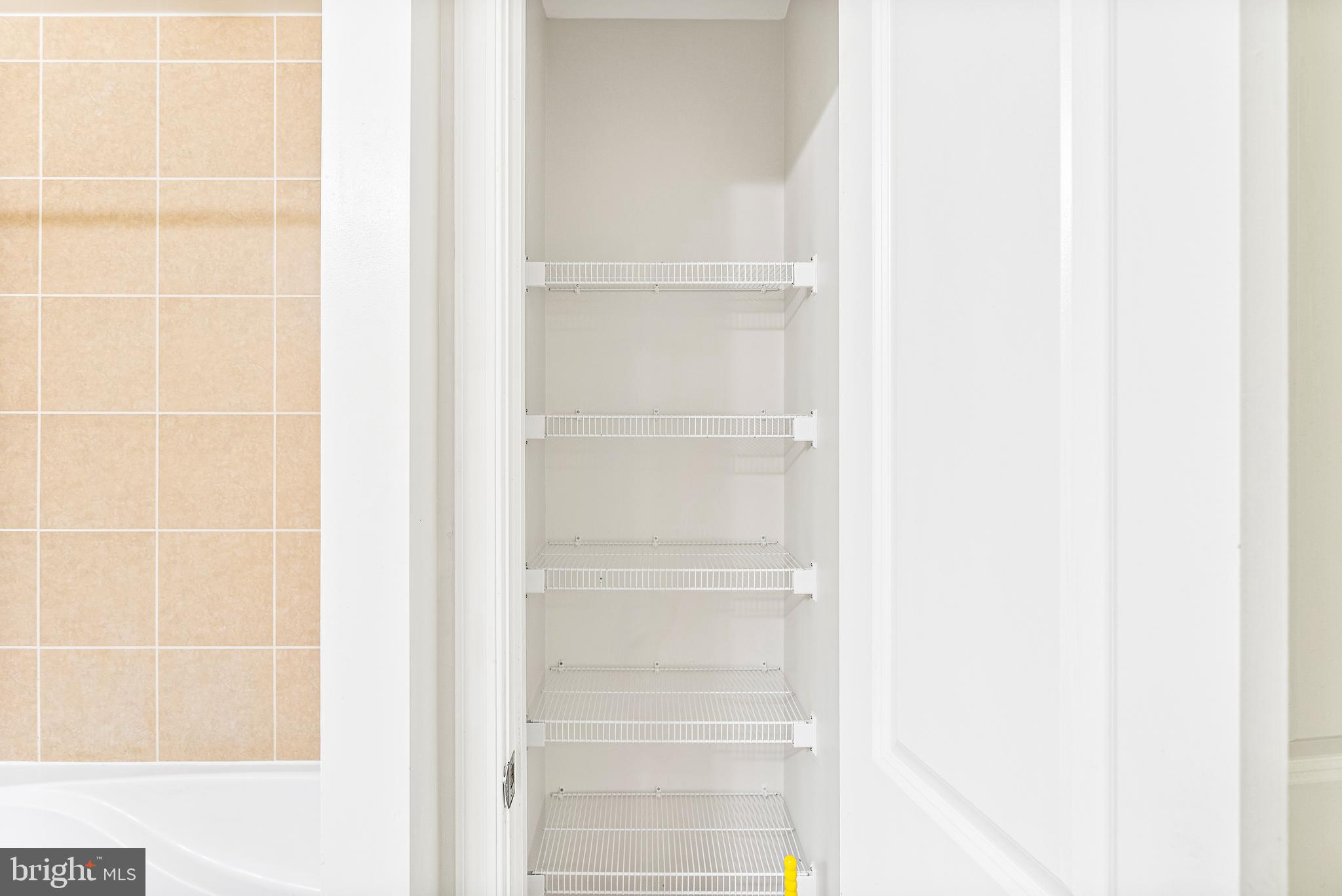 NATIONAL HARBOR - Residential Lease