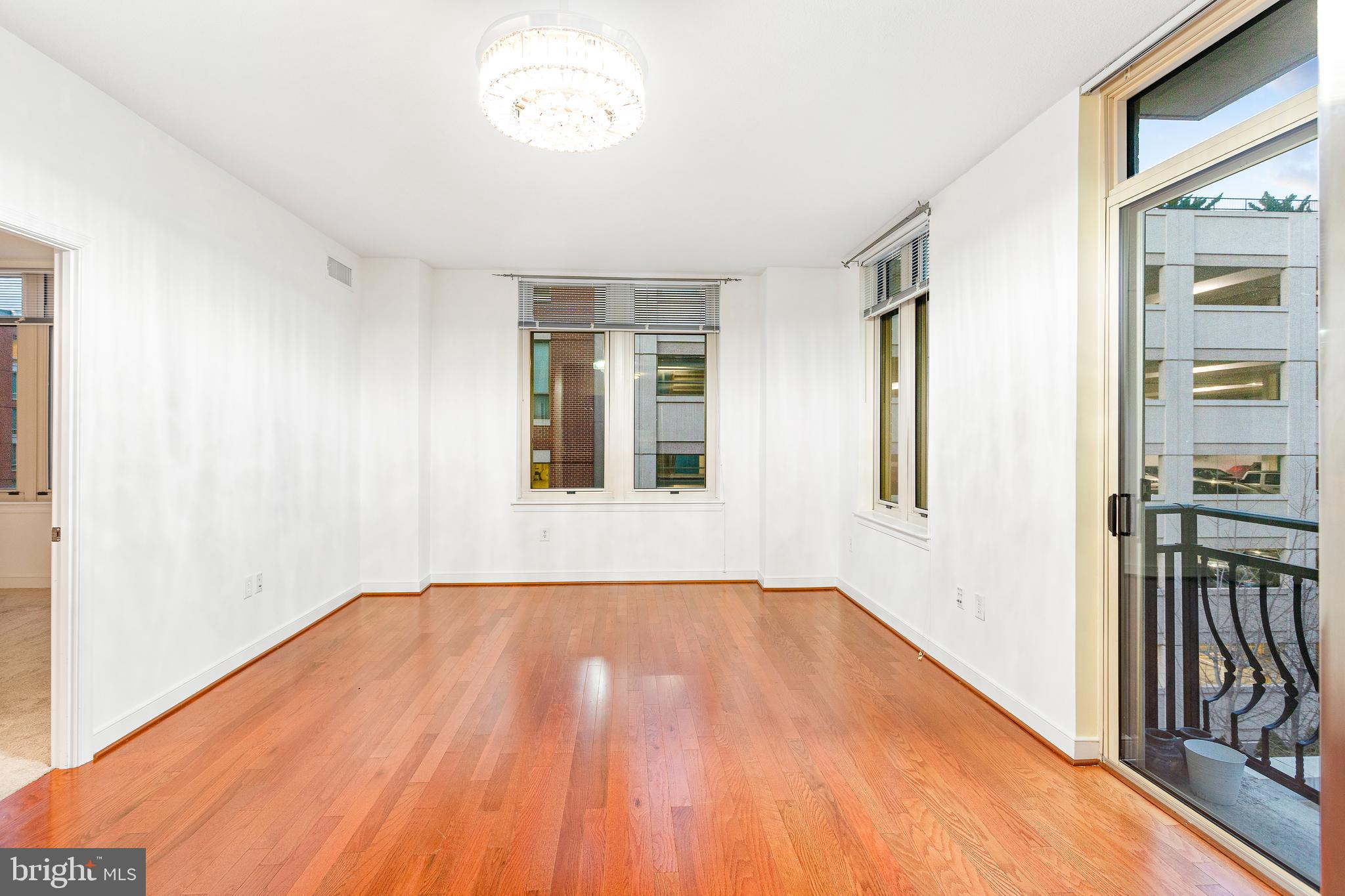 NATIONAL HARBOR - Residential Lease