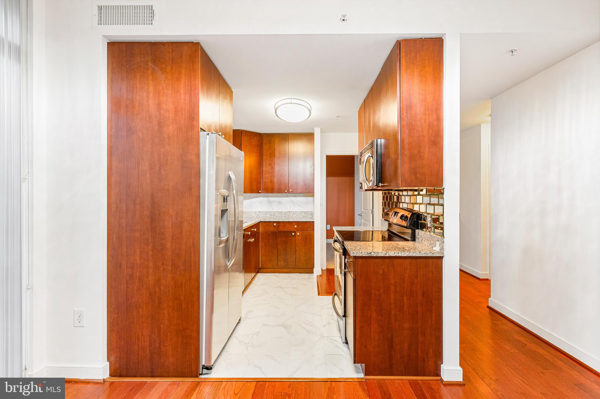 NATIONAL HARBOR - Residential Lease