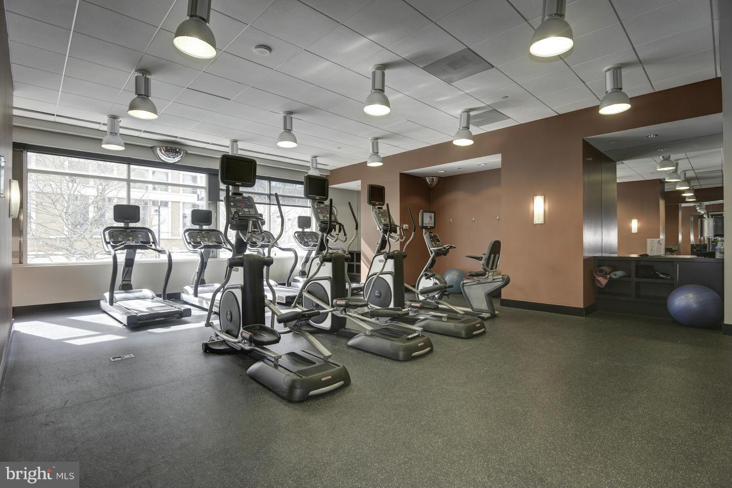 NATIONAL HARBOR - Residential Lease