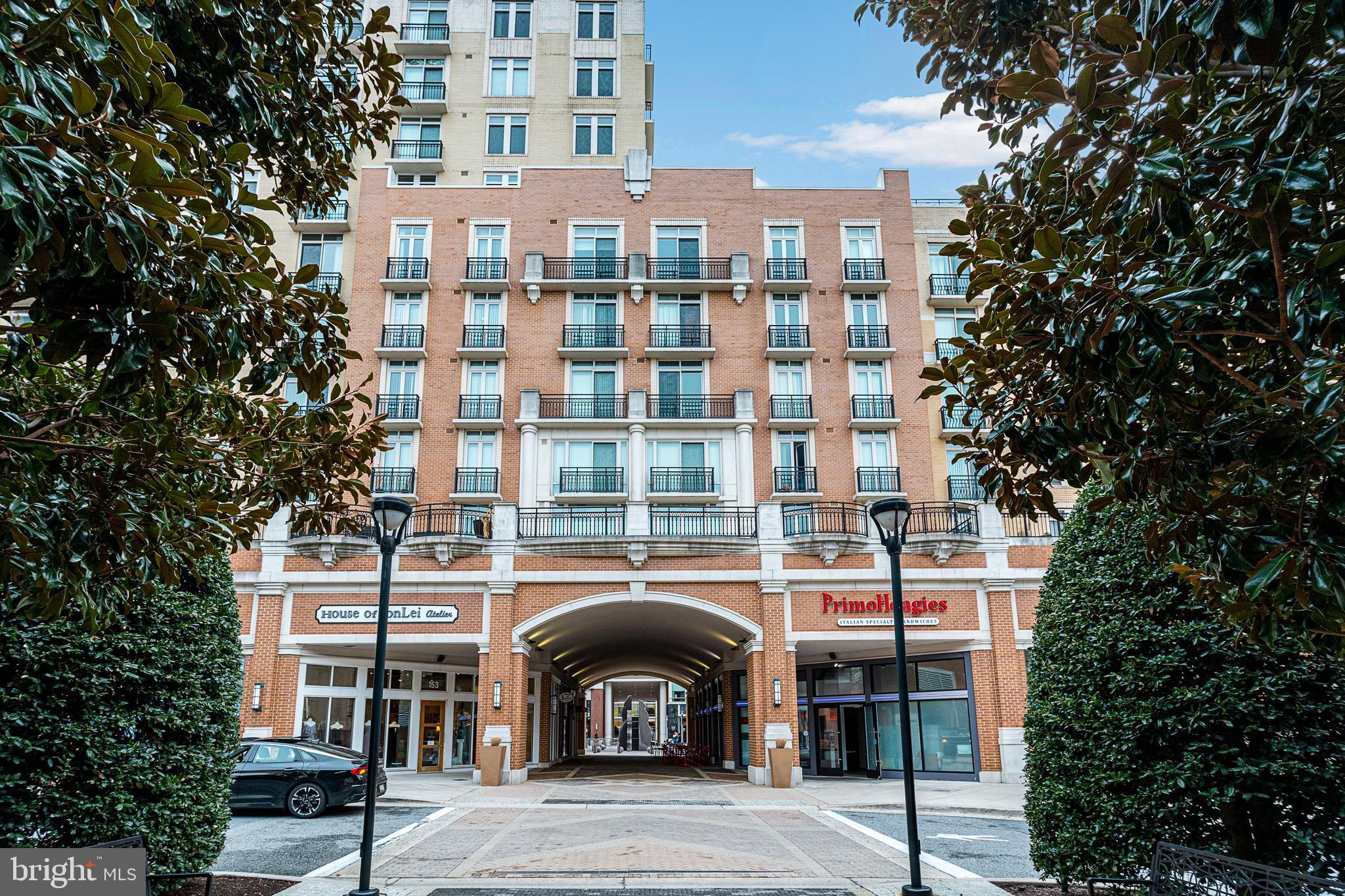 NATIONAL HARBOR - Residential Lease