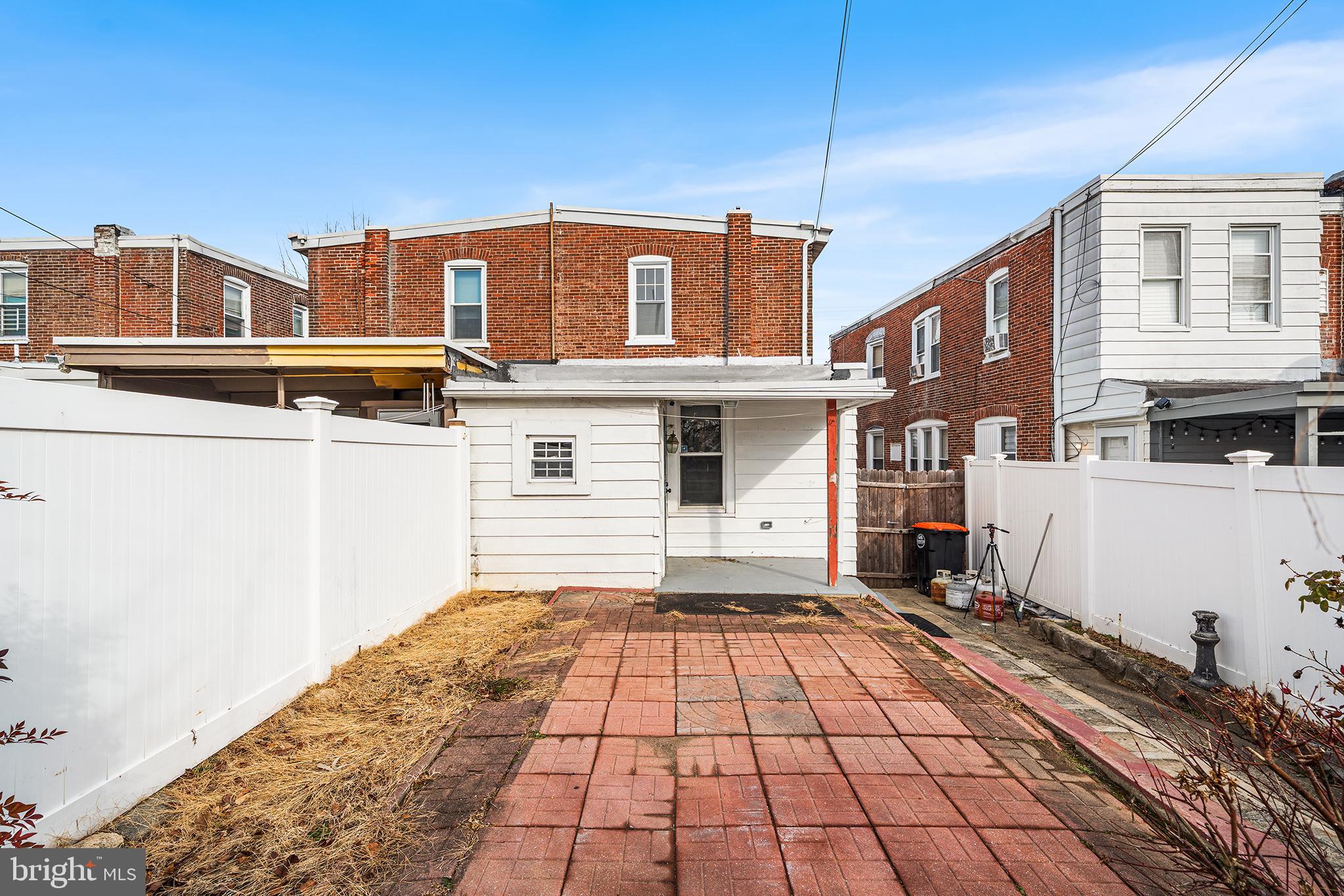 CHESTERBROOK - Residential