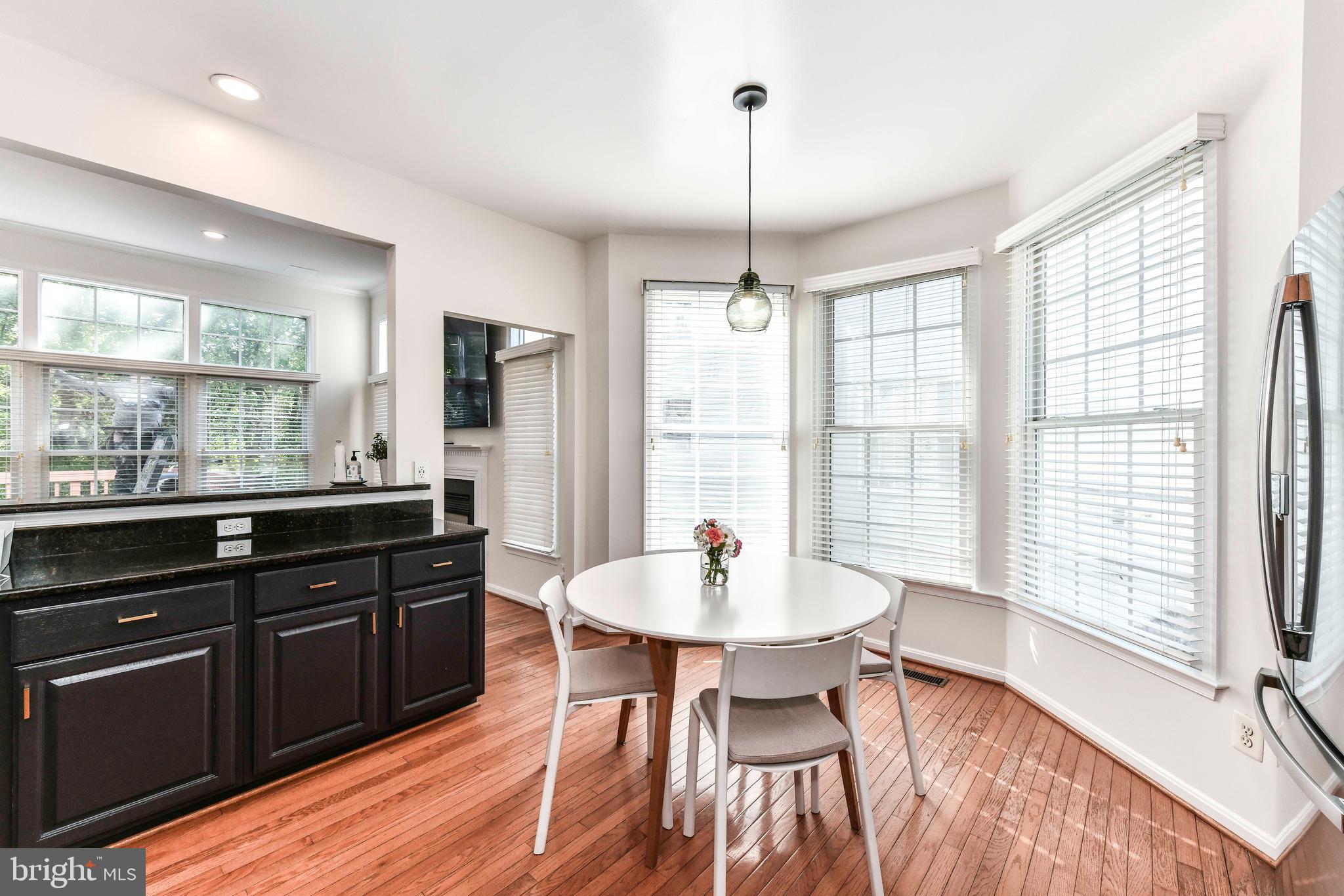 POTOMAC LAKES - Residential Lease