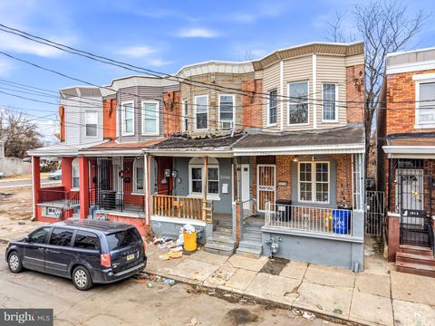 Townhouse For Sale - 1211 Thurman Street<br/> CAMDEN, NJ 08104