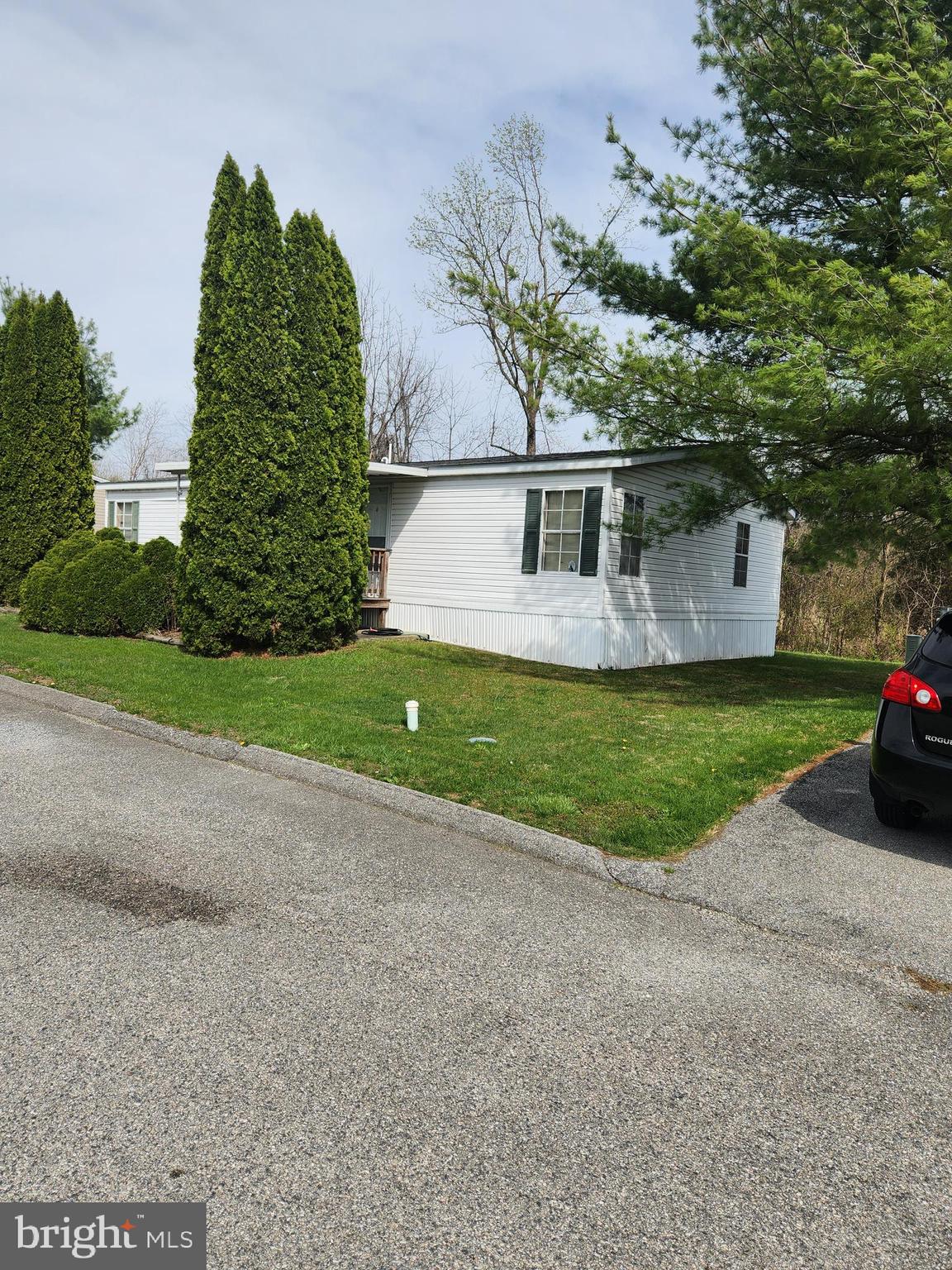 NEWBERRY FARMS - Residential