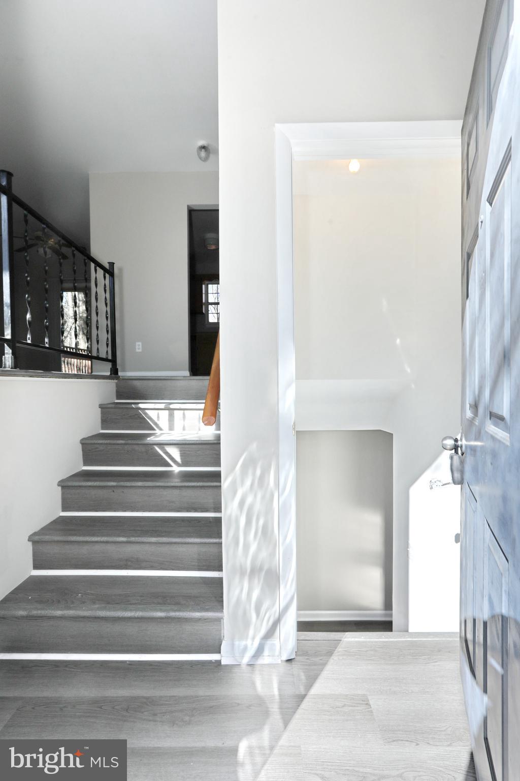 RIDGEVIEW - Residential