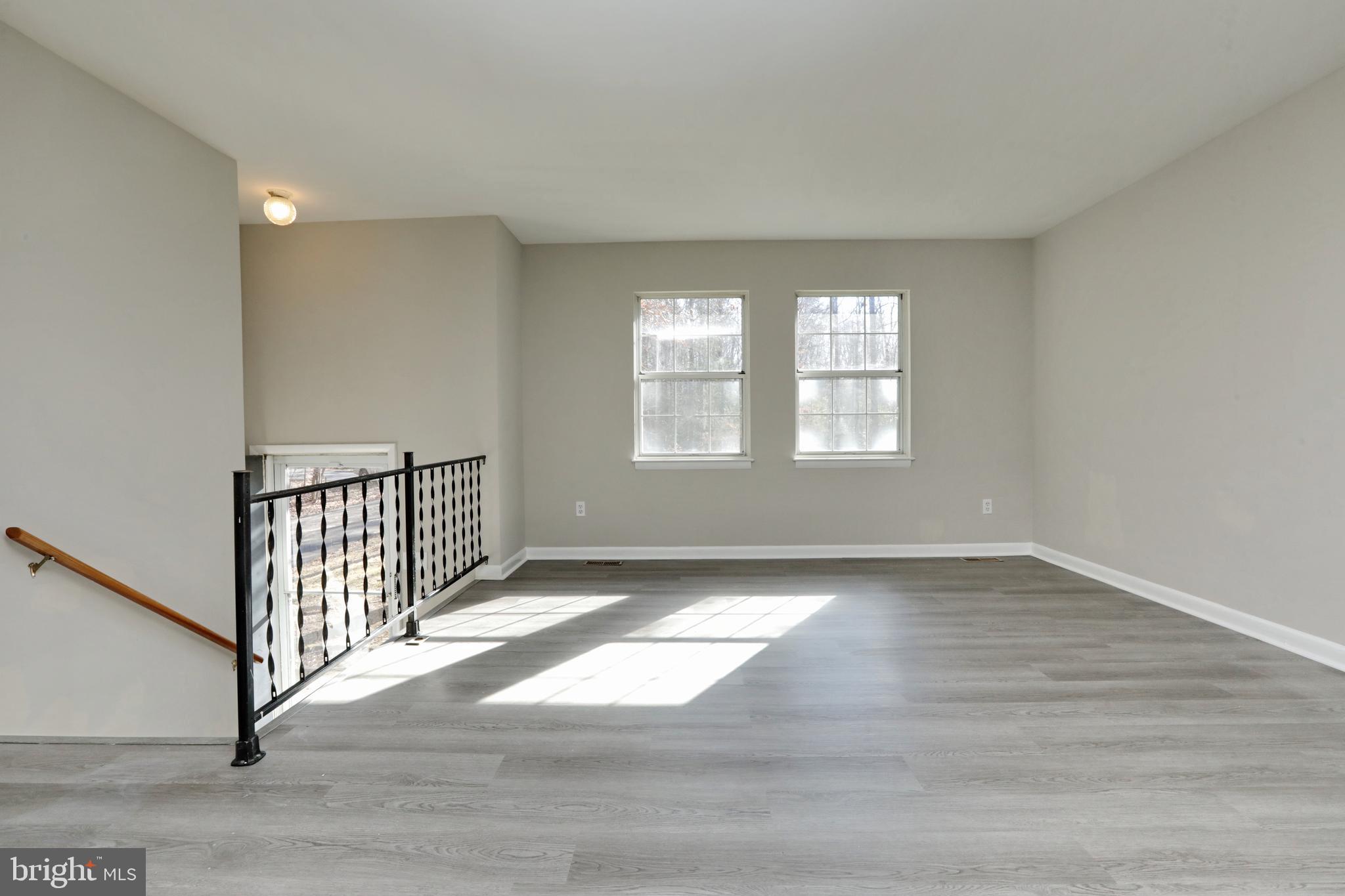 RIDGEVIEW - Residential