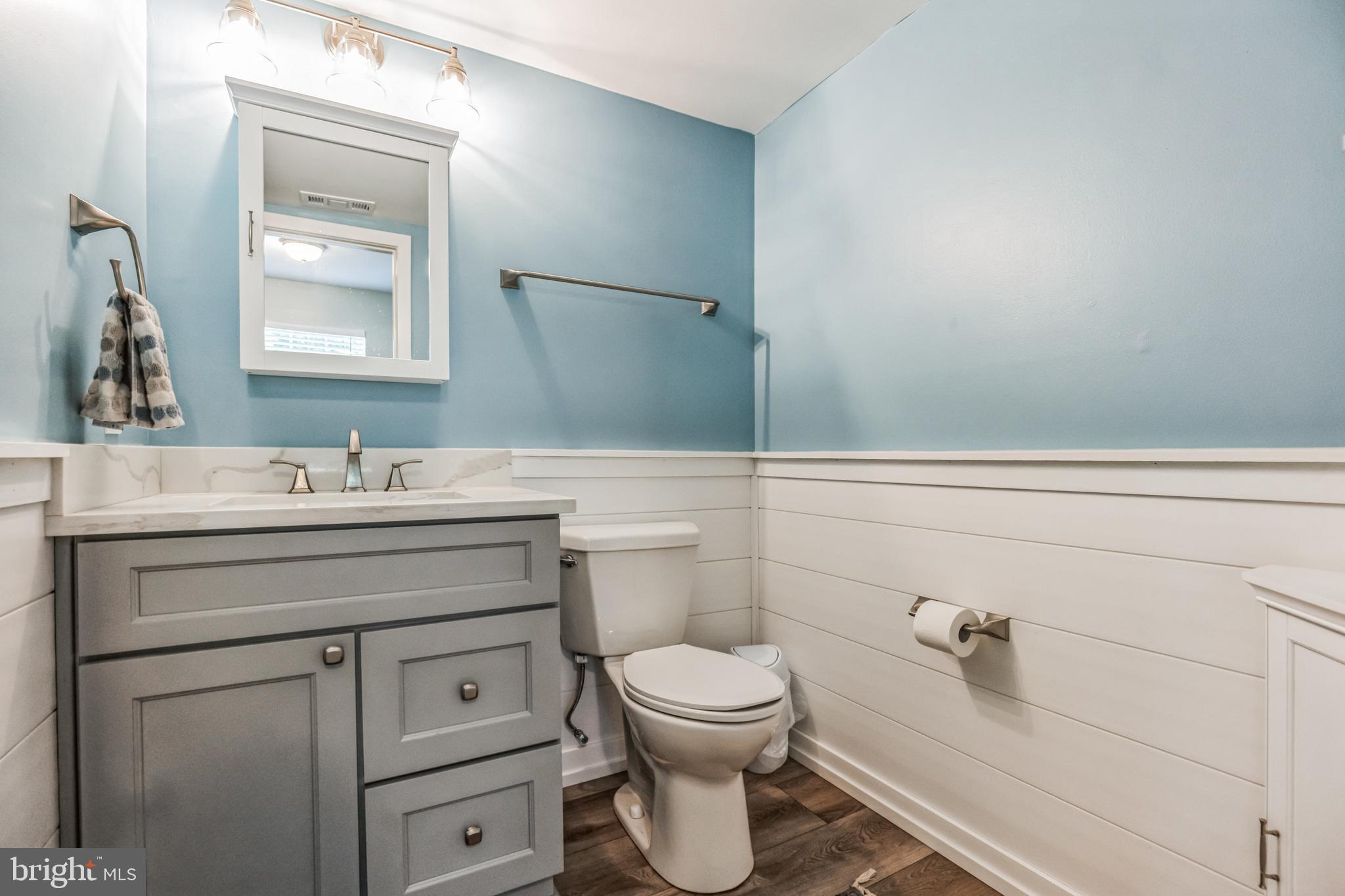 DEALE BEACH - Residential