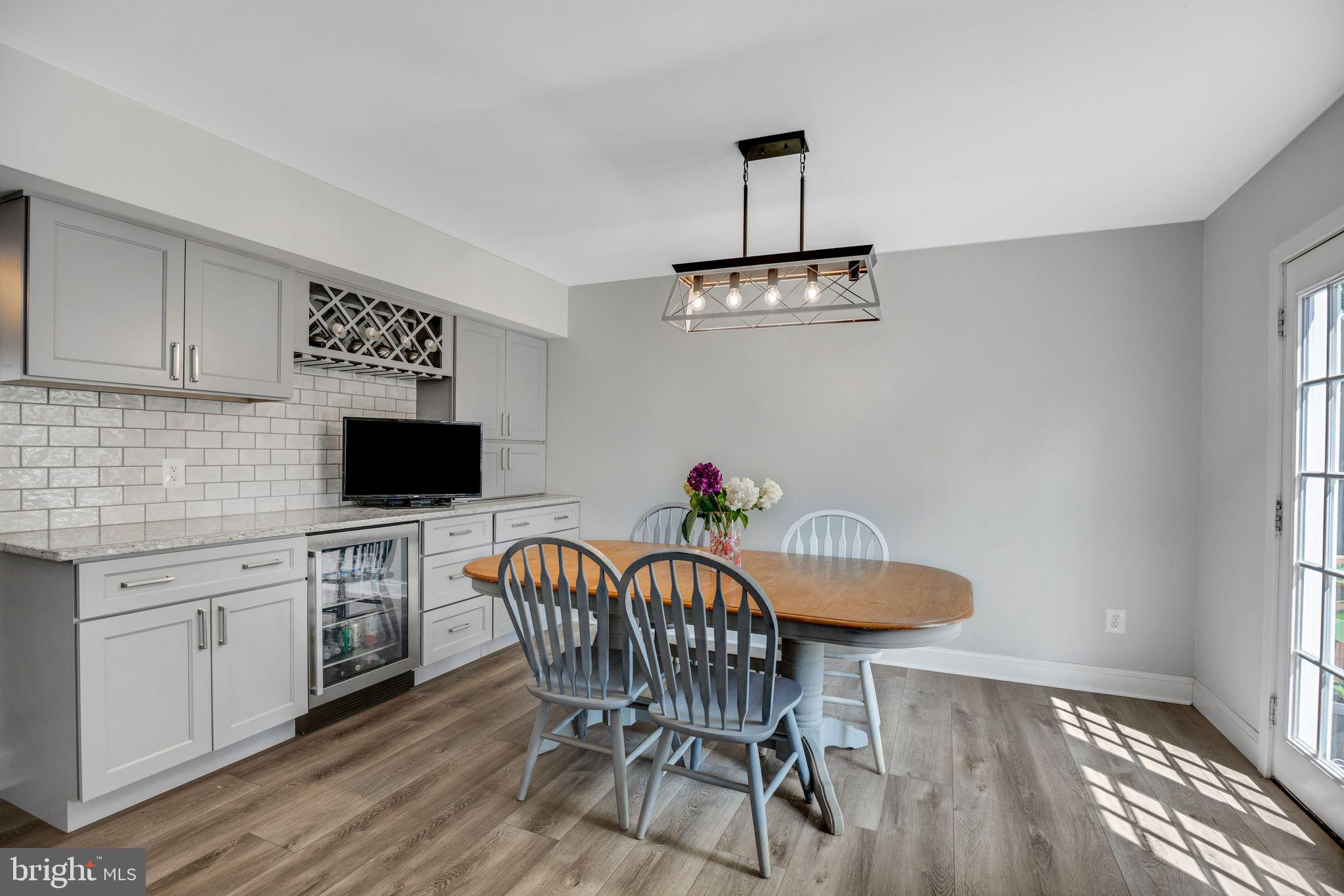 DEALE BEACH - Residential