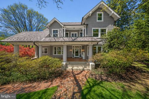 Photo of 5 Chevy Chase Circle, CHEVY CHASE, MD 20815 (MLS # MDMC2226236)