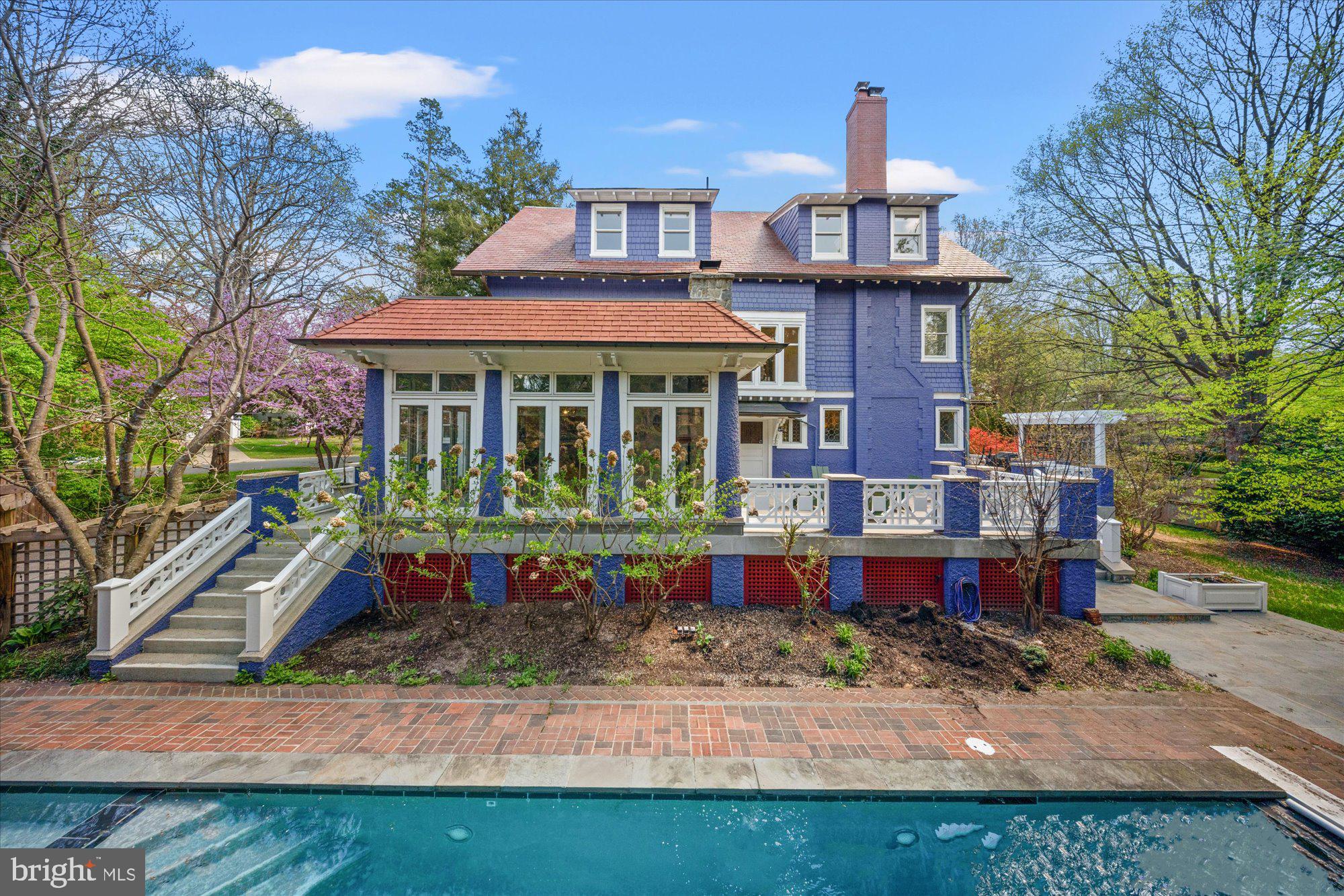 CHEVY CHASE VILLAGE - Residential