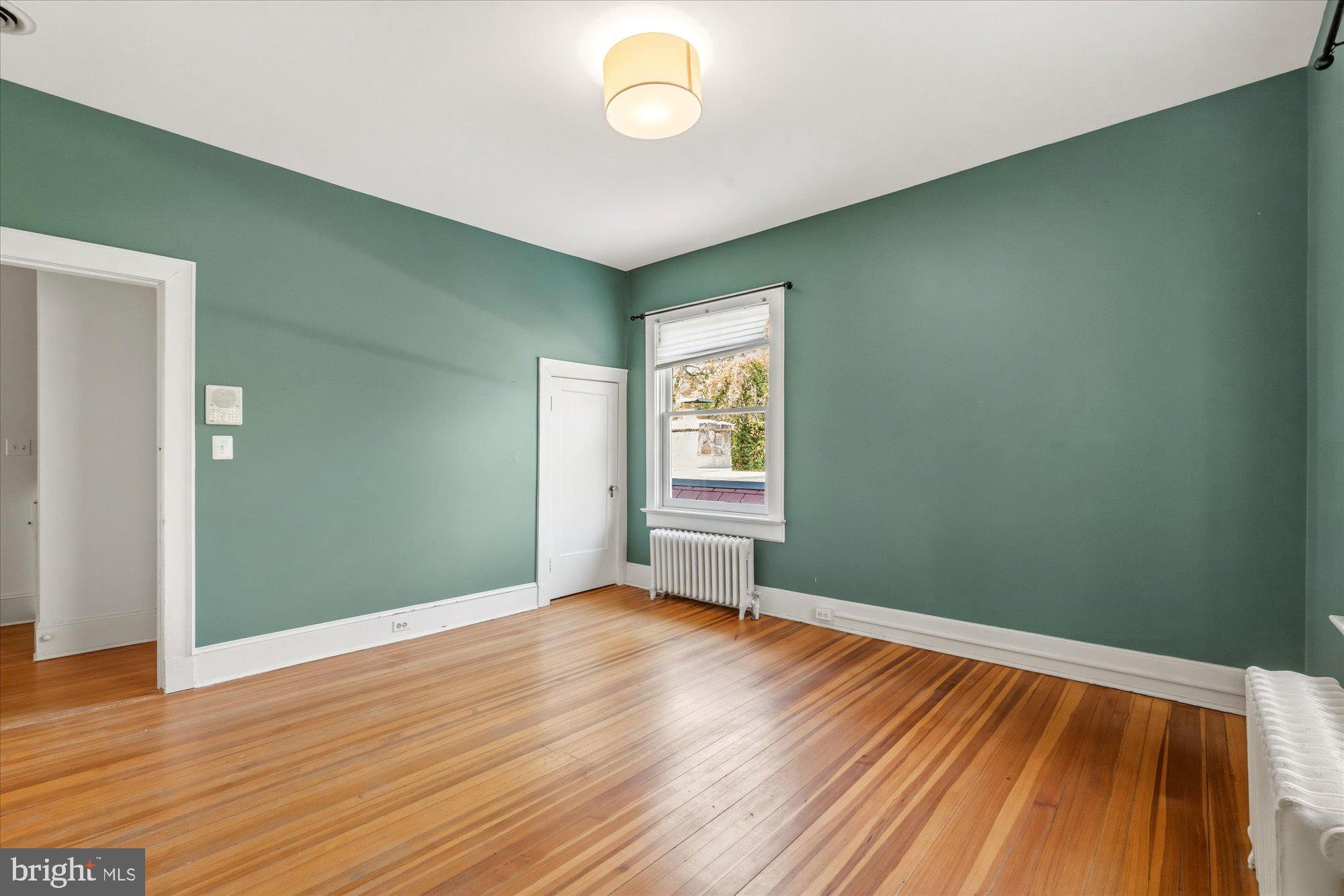 CHEVY CHASE VILLAGE - Residential