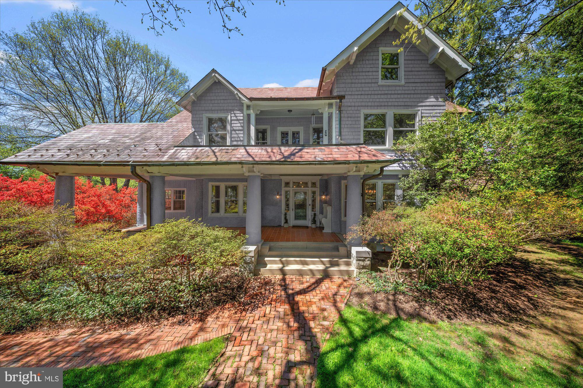 CHEVY CHASE VILLAGE - Residential