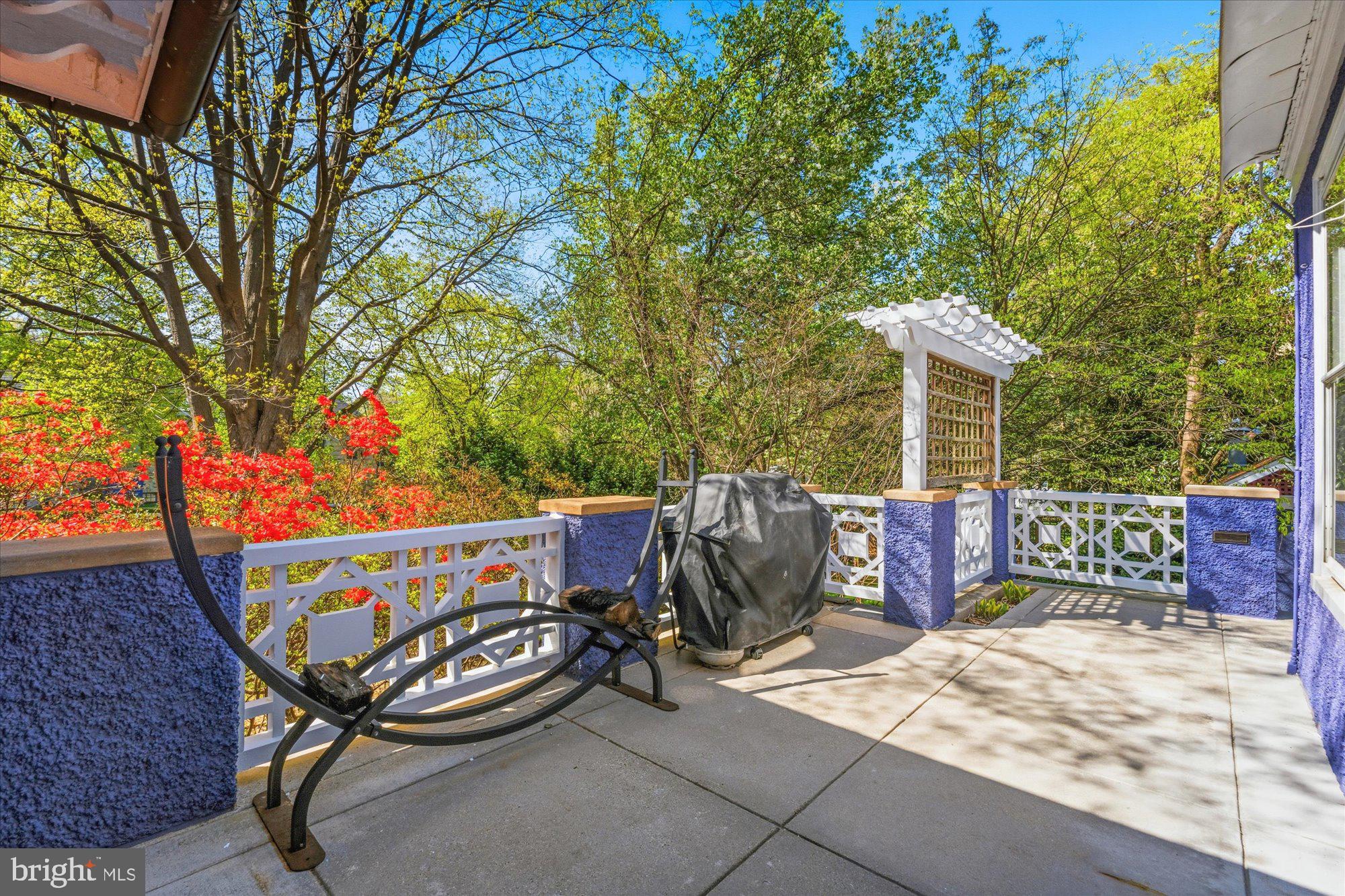 CHEVY CHASE VILLAGE - Residential