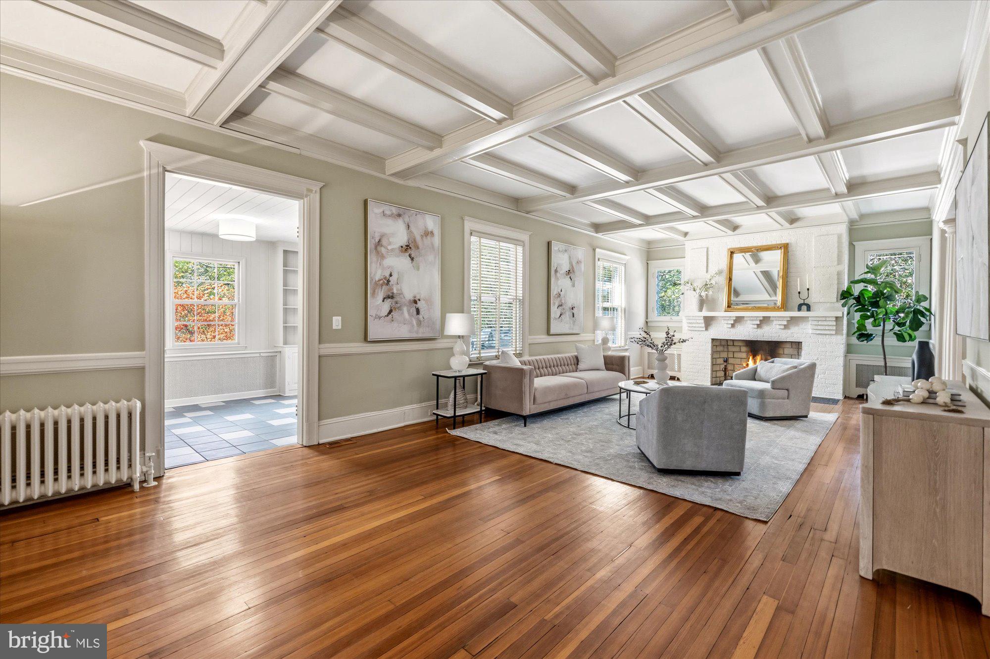 CHEVY CHASE VILLAGE - Residential