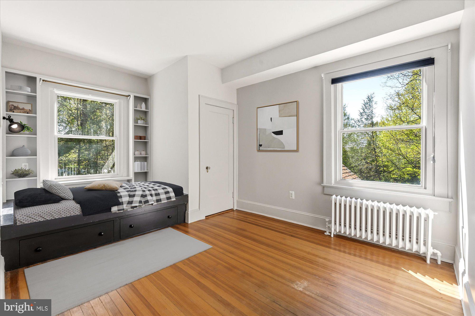 CHEVY CHASE VILLAGE - Residential