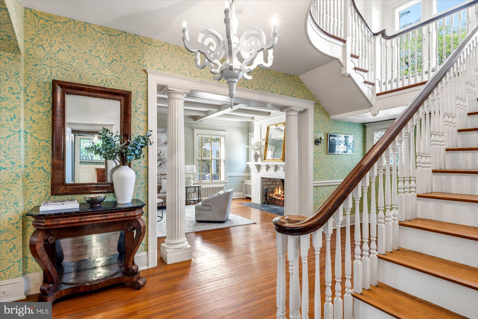 CHEVY CHASE VILLAGE - Residential