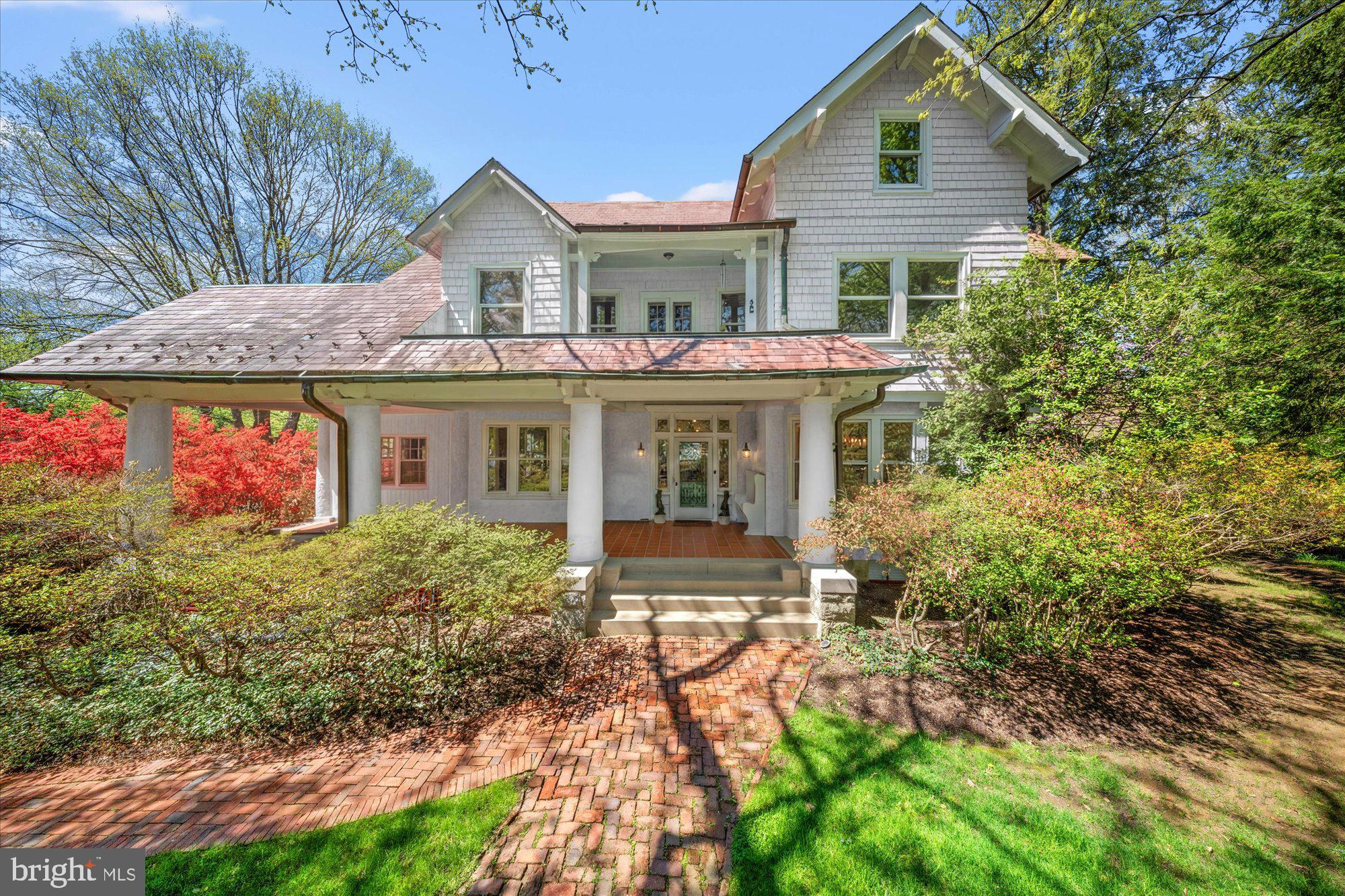 CHEVY CHASE VILLAGE - Residential