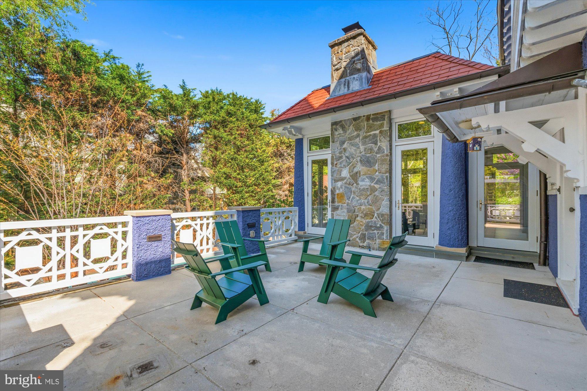 CHEVY CHASE VILLAGE - Residential