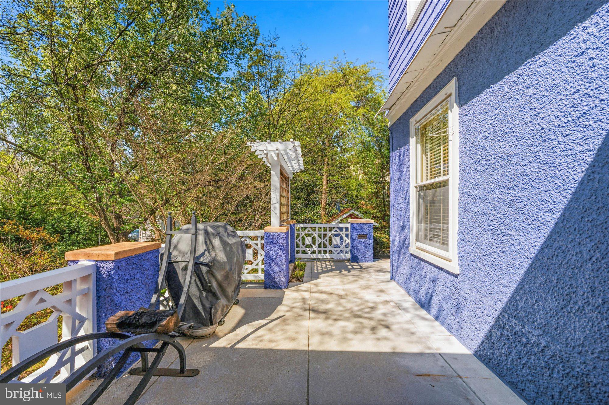 CHEVY CHASE VILLAGE - Residential