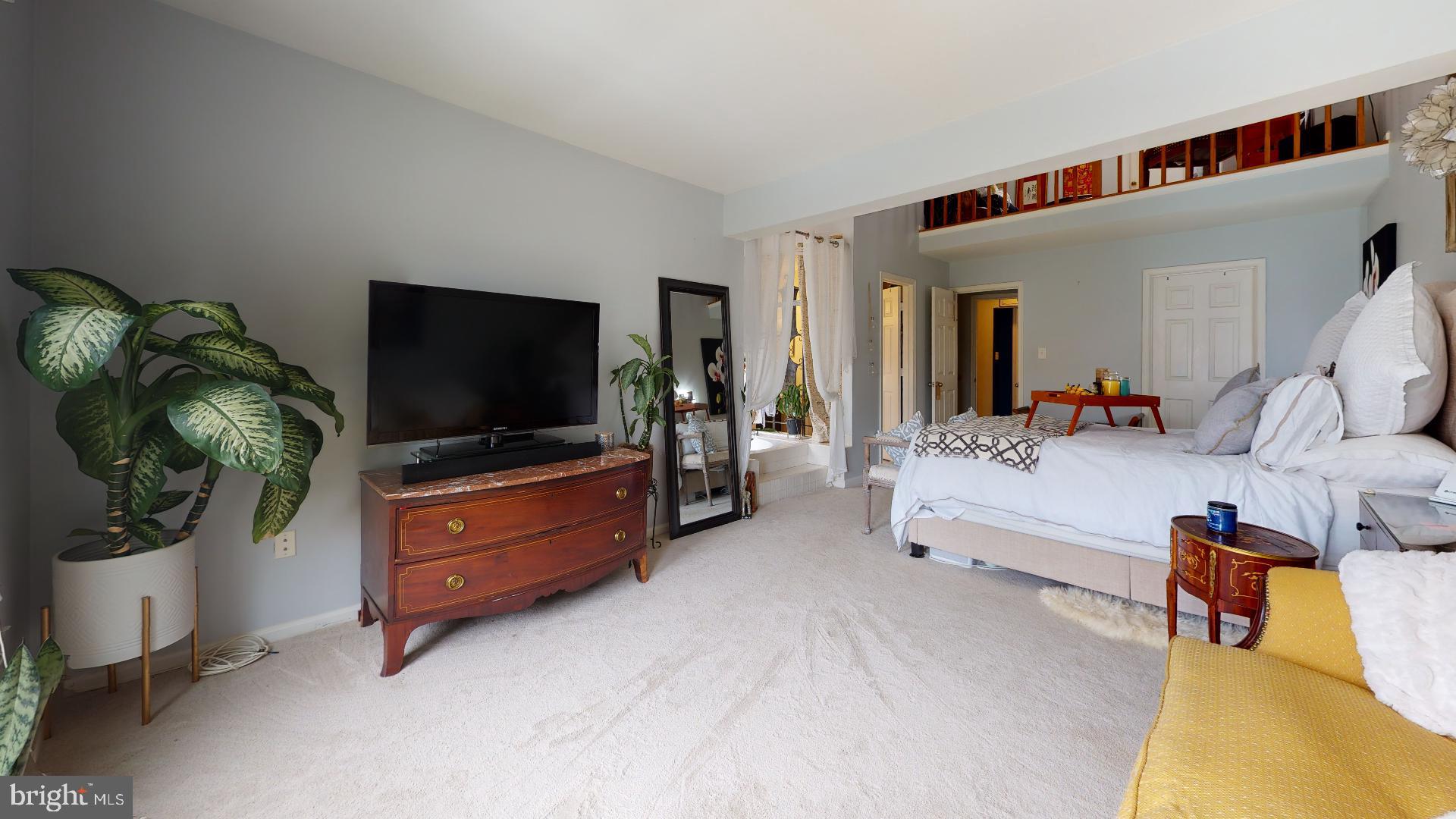 PINECREST - Residential Lease