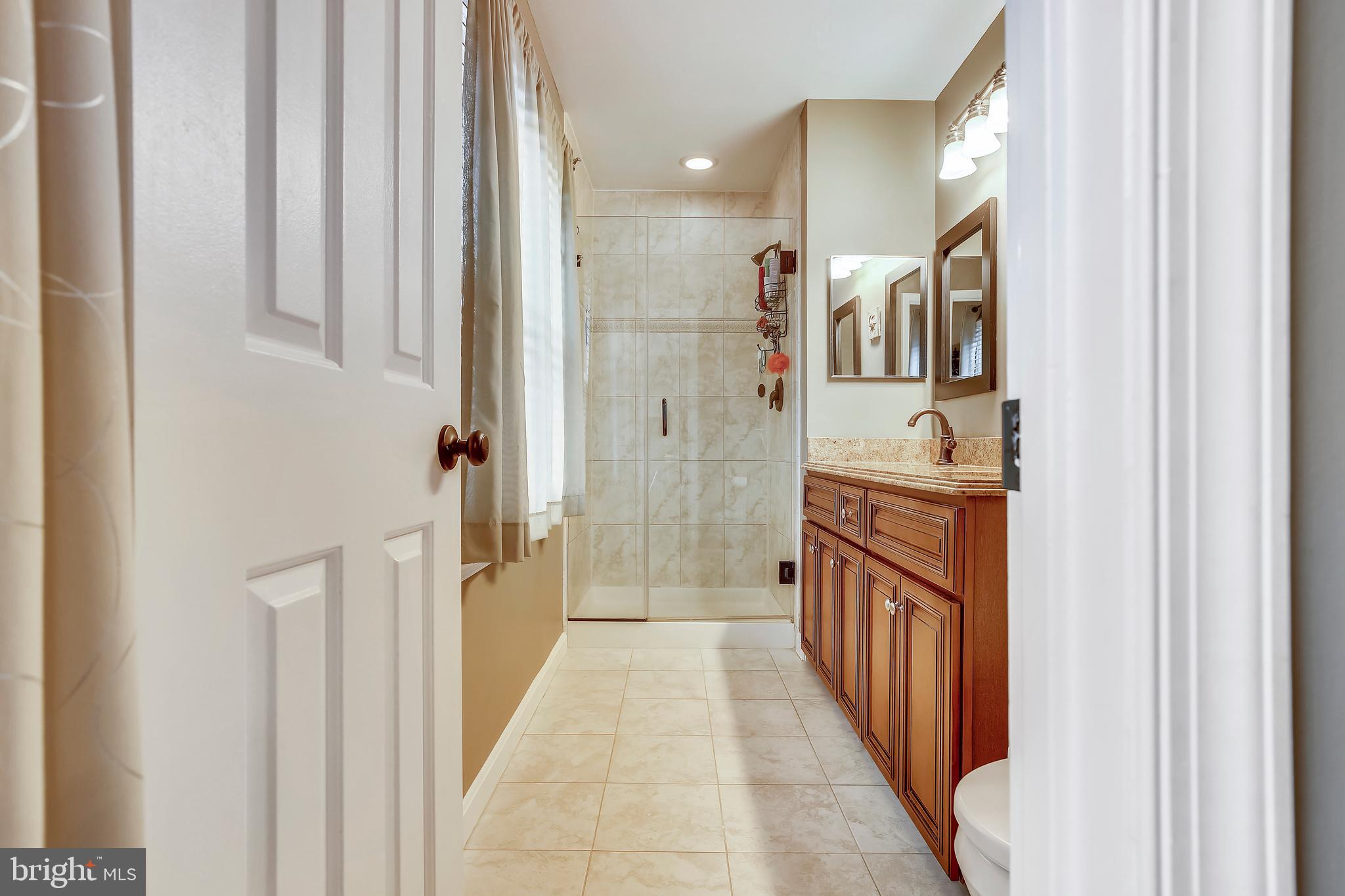 HENSLEY ESTATE - Residential