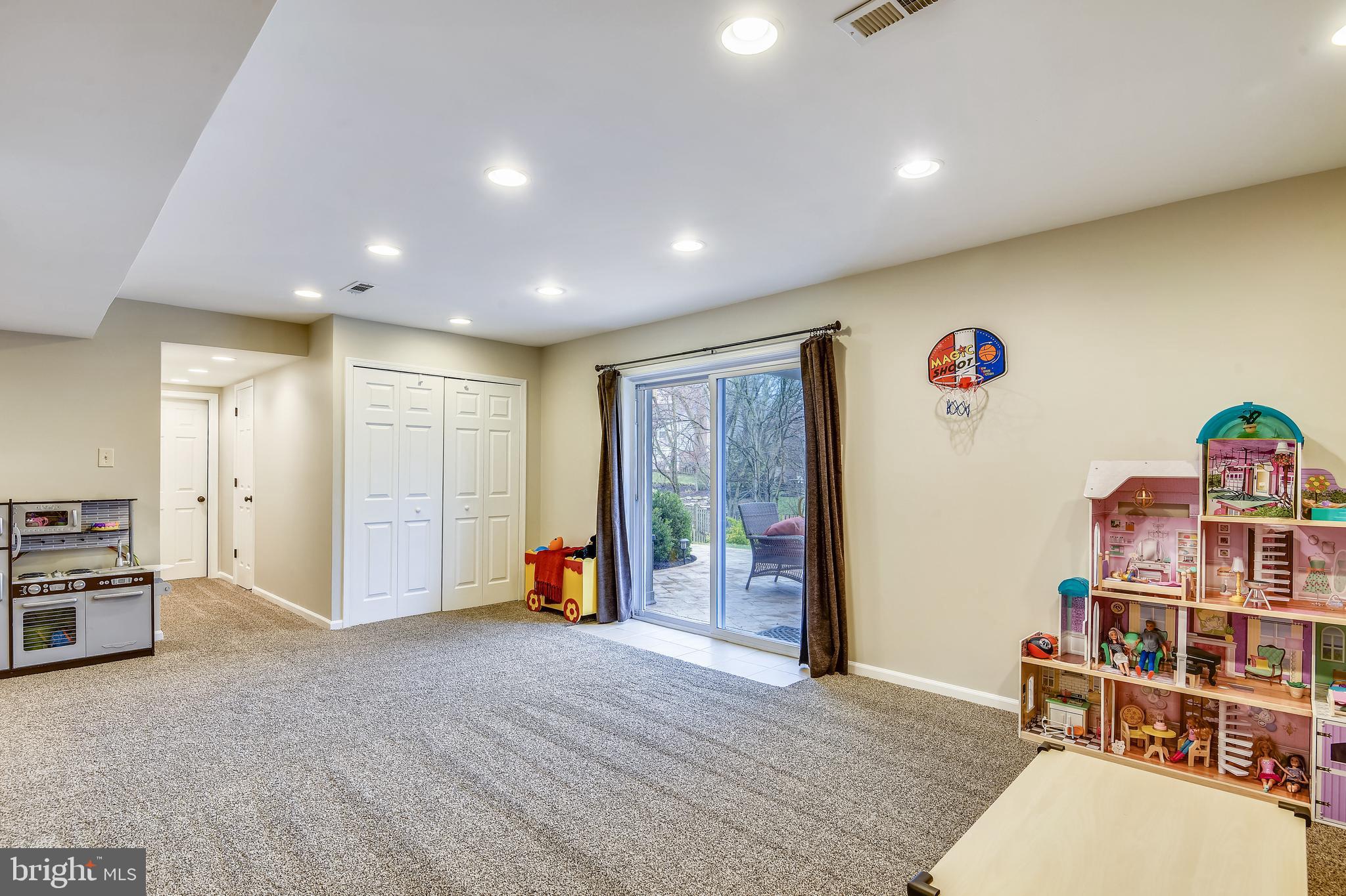 HENSLEY ESTATE - Residential