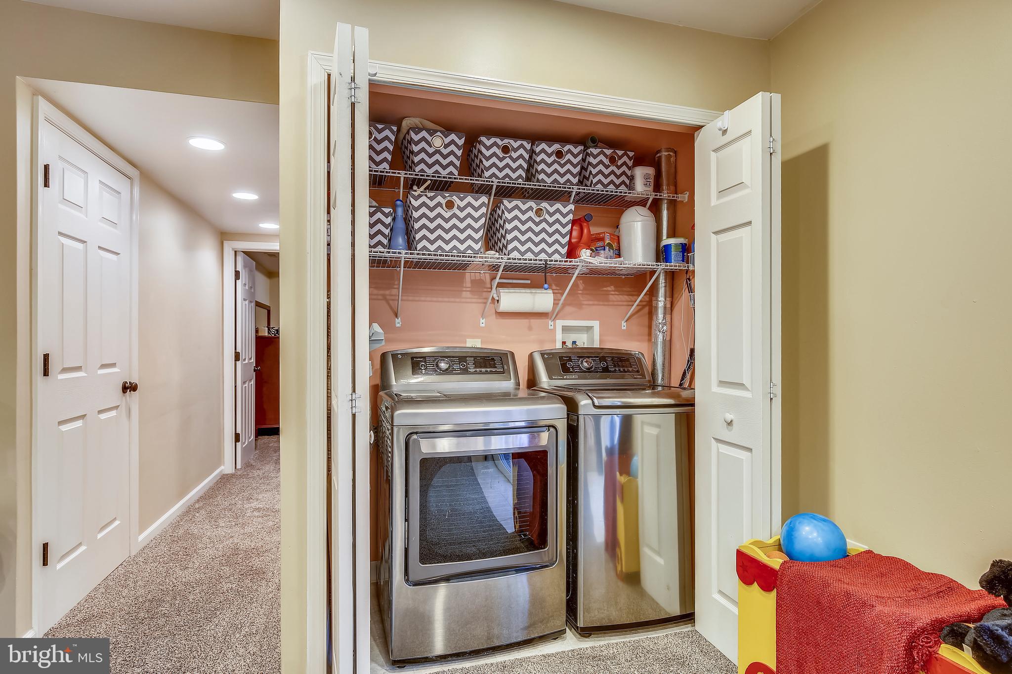 HENSLEY ESTATE - Residential