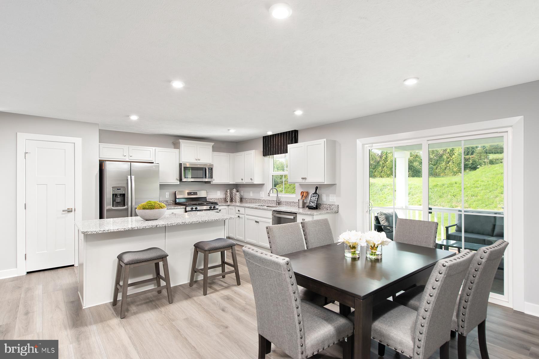 CARDINAL POINTE - Residential