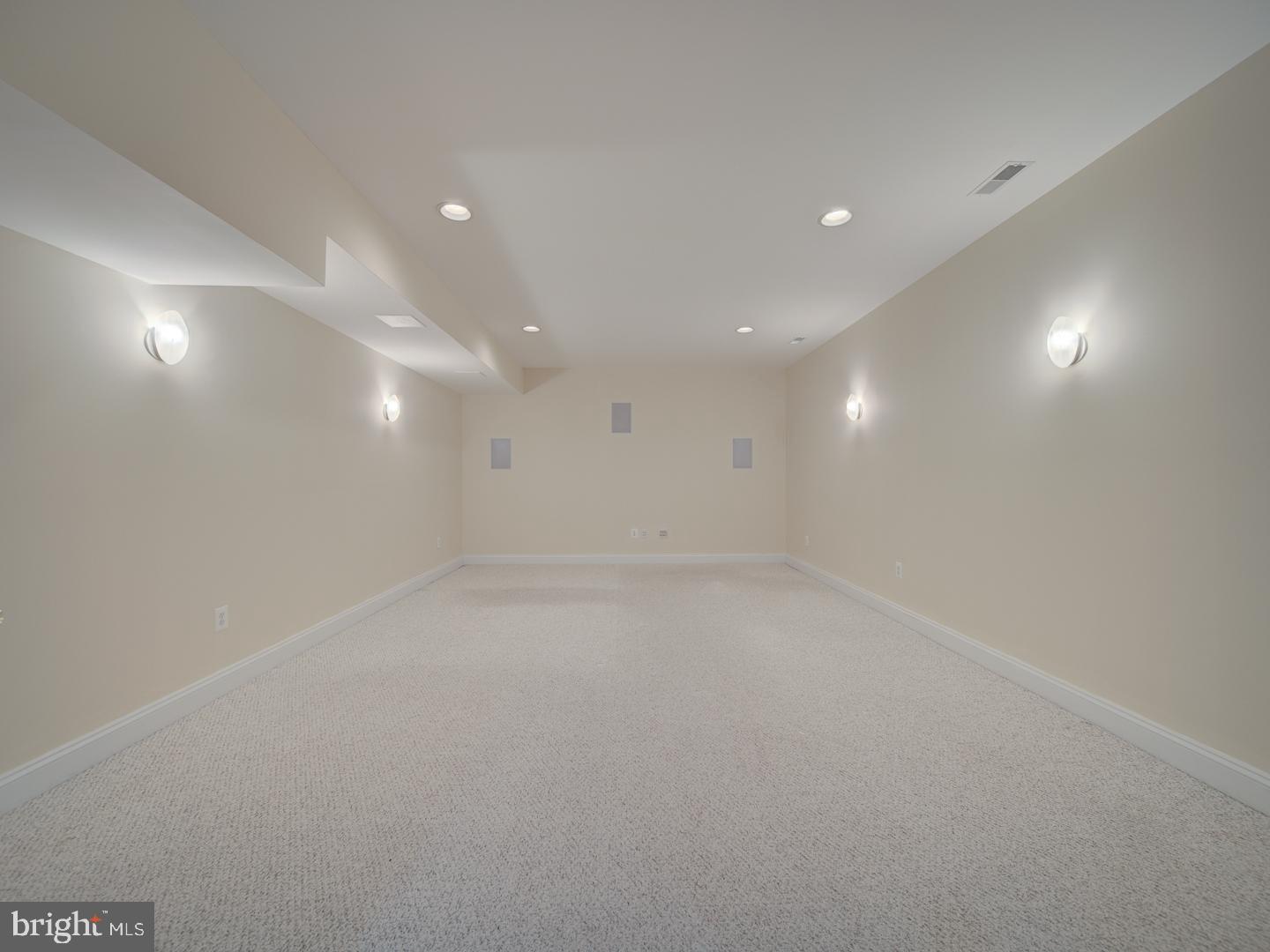 SCOTT FARM - Residential