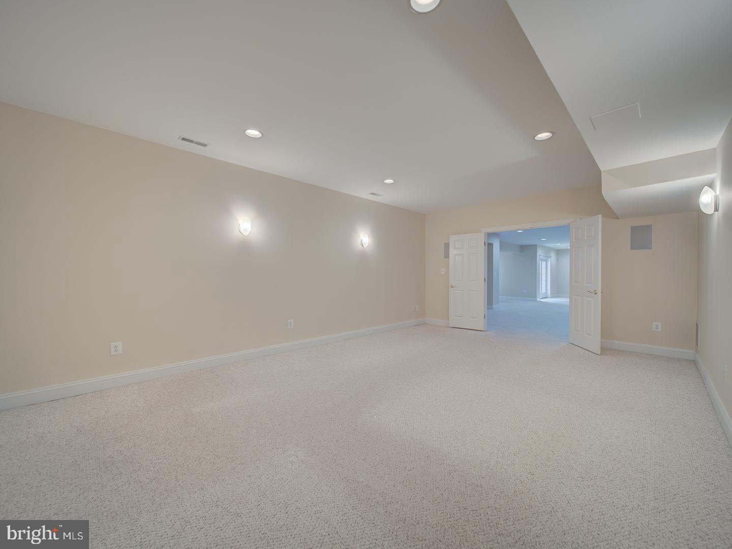 SCOTT FARM - Residential