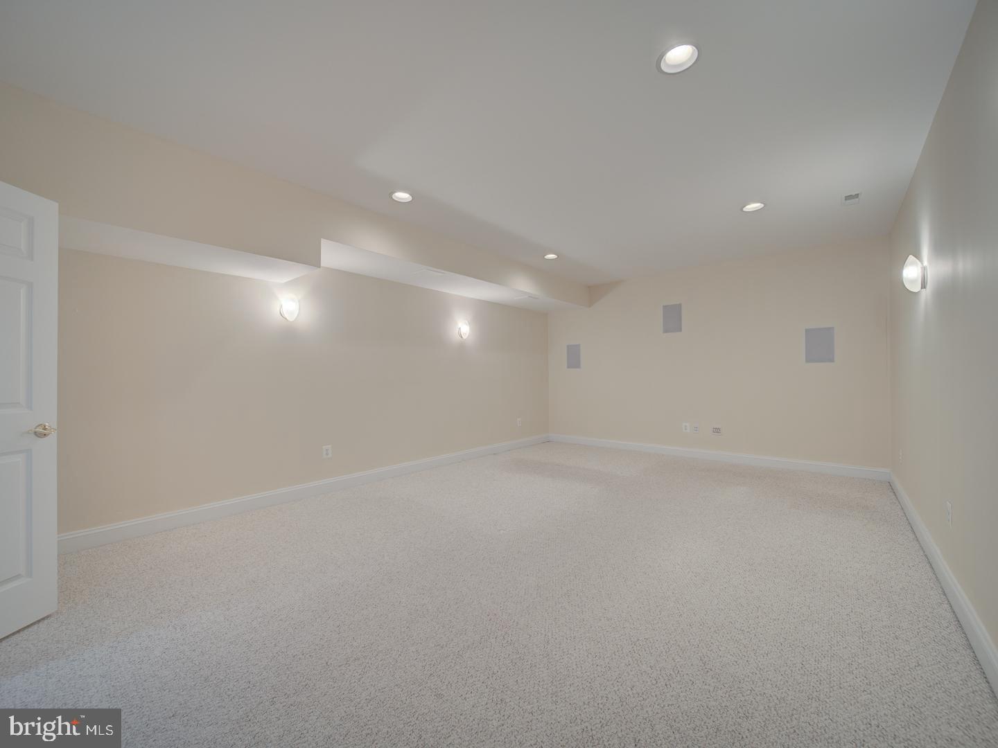 SCOTT FARM - Residential