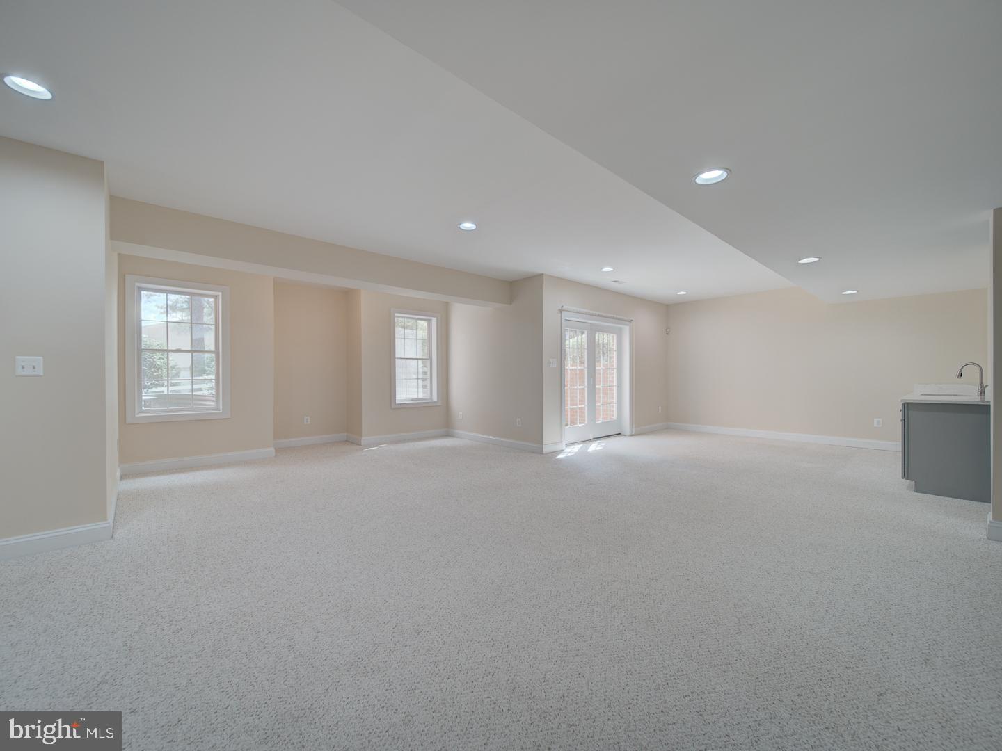 SCOTT FARM - Residential