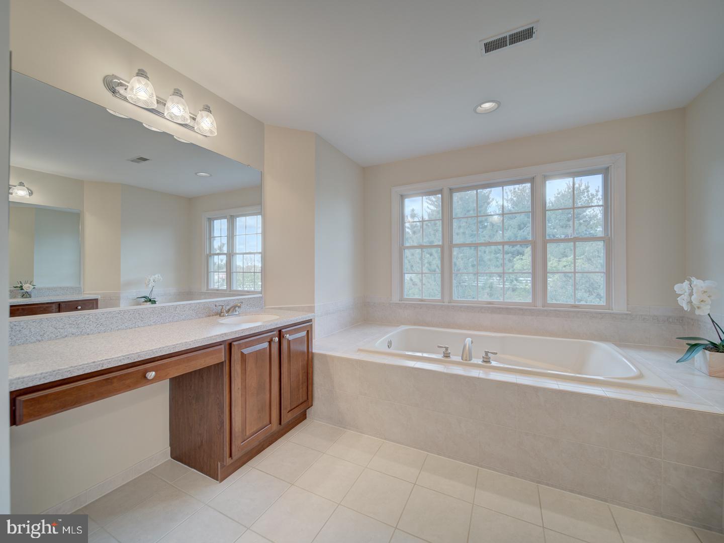 SCOTT FARM - Residential