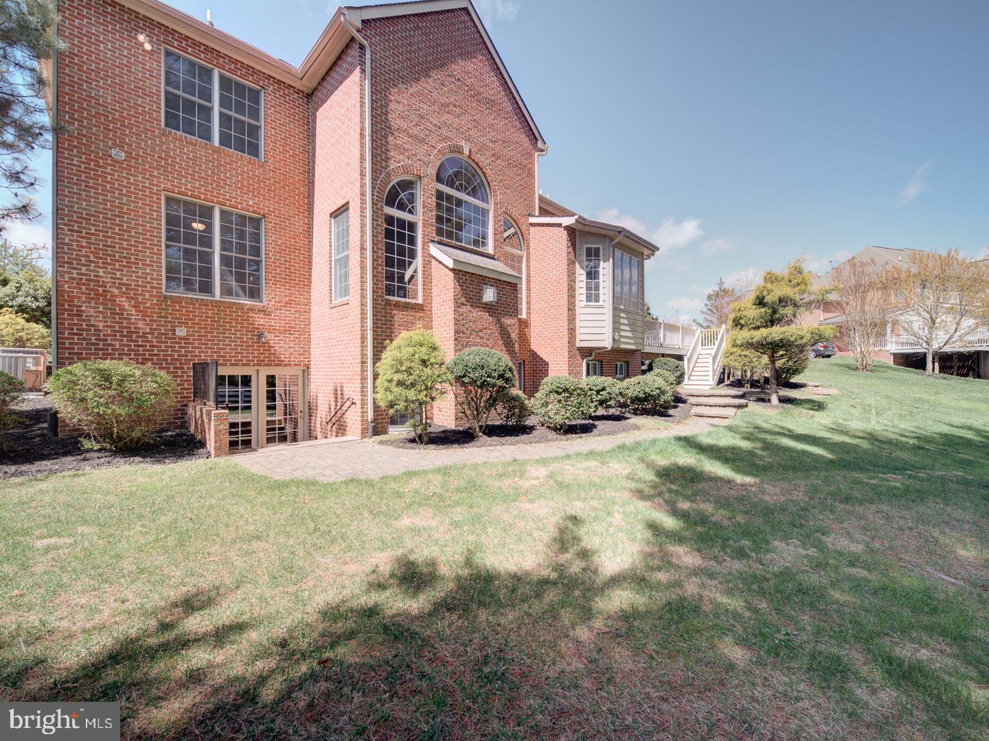 SCOTT FARM - Residential