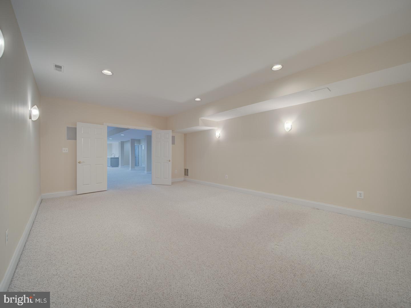 SCOTT FARM - Residential