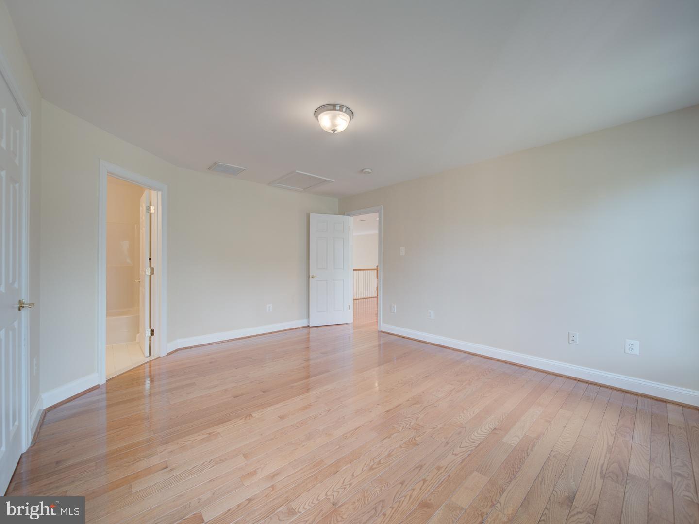 SCOTT FARM - Residential