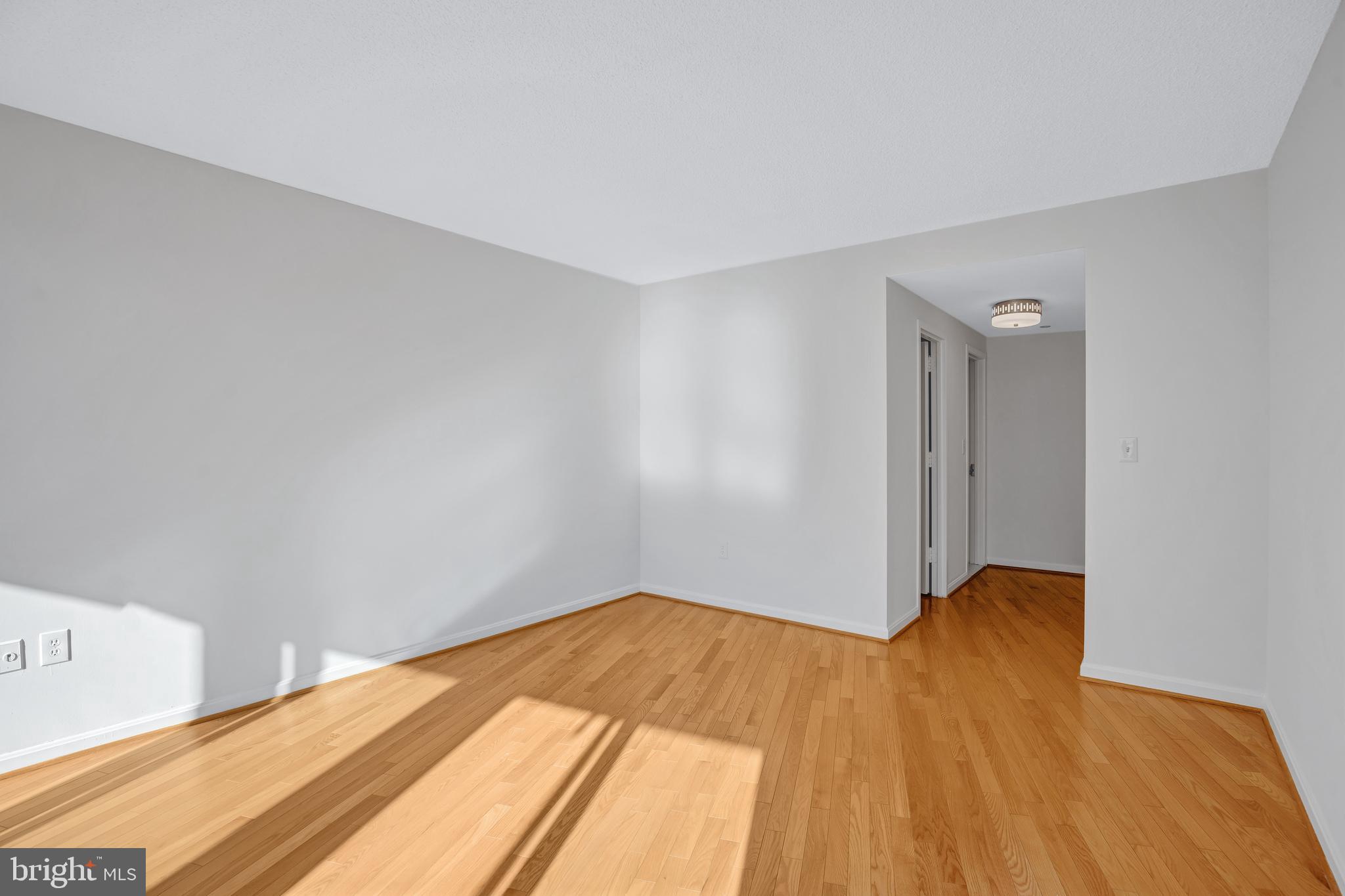 CRYSTAL GATEWAY - Residential