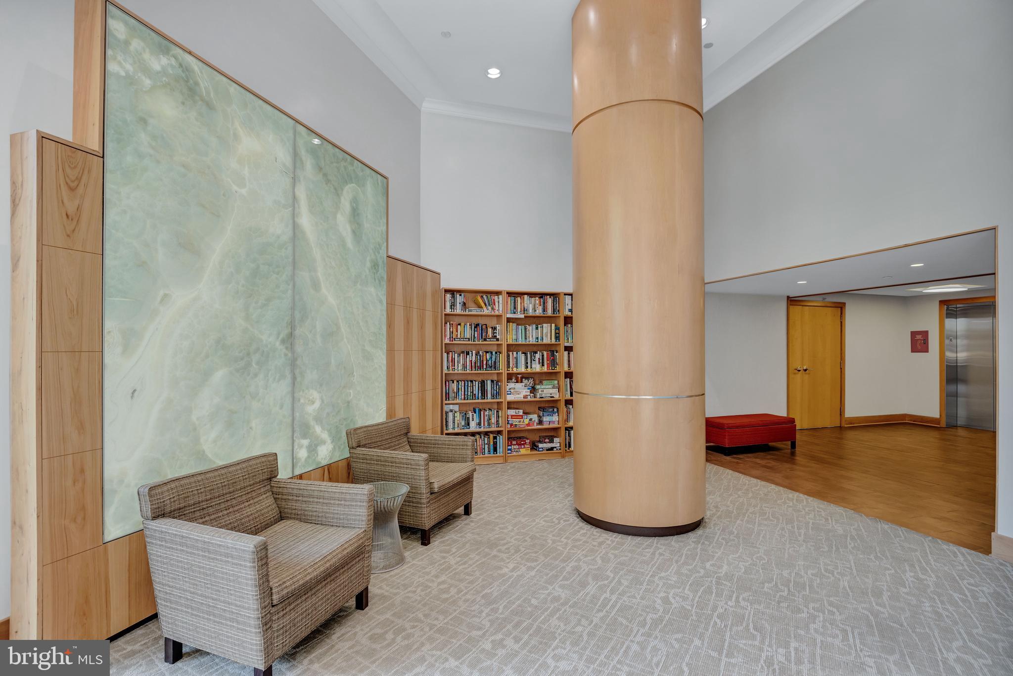 CRYSTAL GATEWAY - Residential