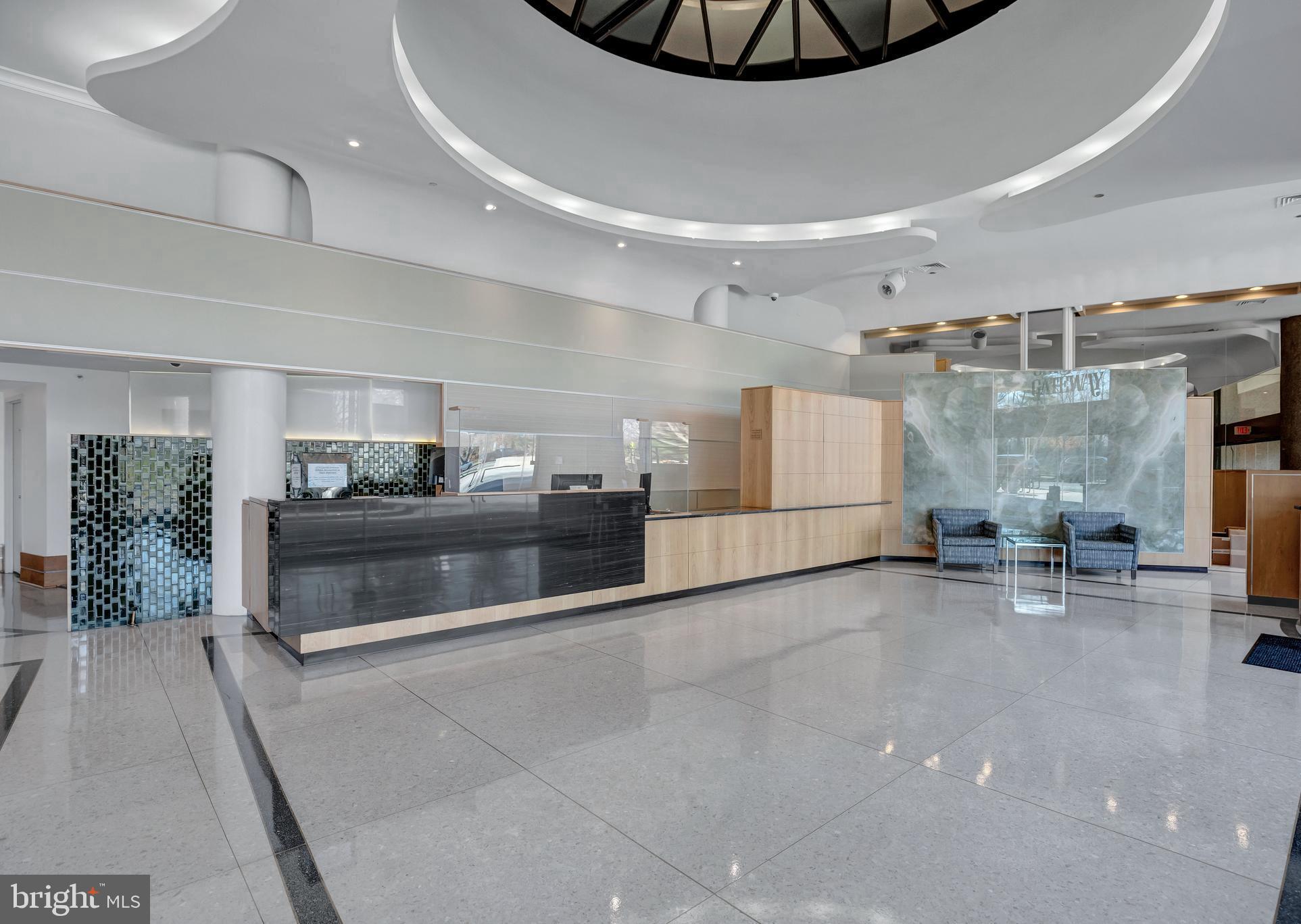 CRYSTAL GATEWAY - Residential