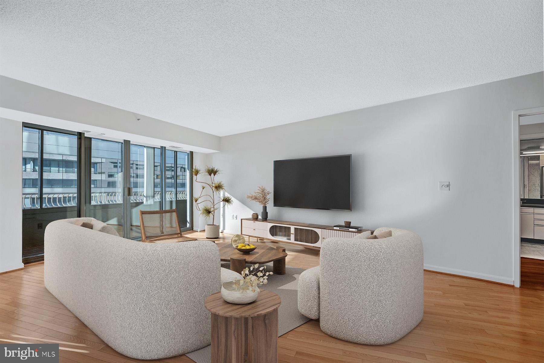 CRYSTAL GATEWAY - Residential