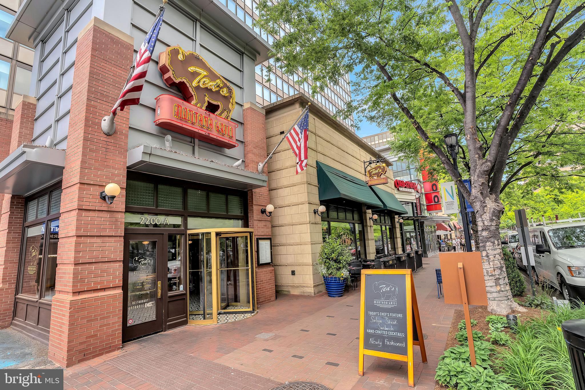 CRYSTAL GATEWAY - Residential