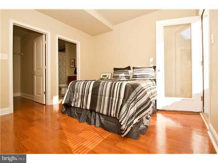 ART MUSEUM AREA - Residential Lease