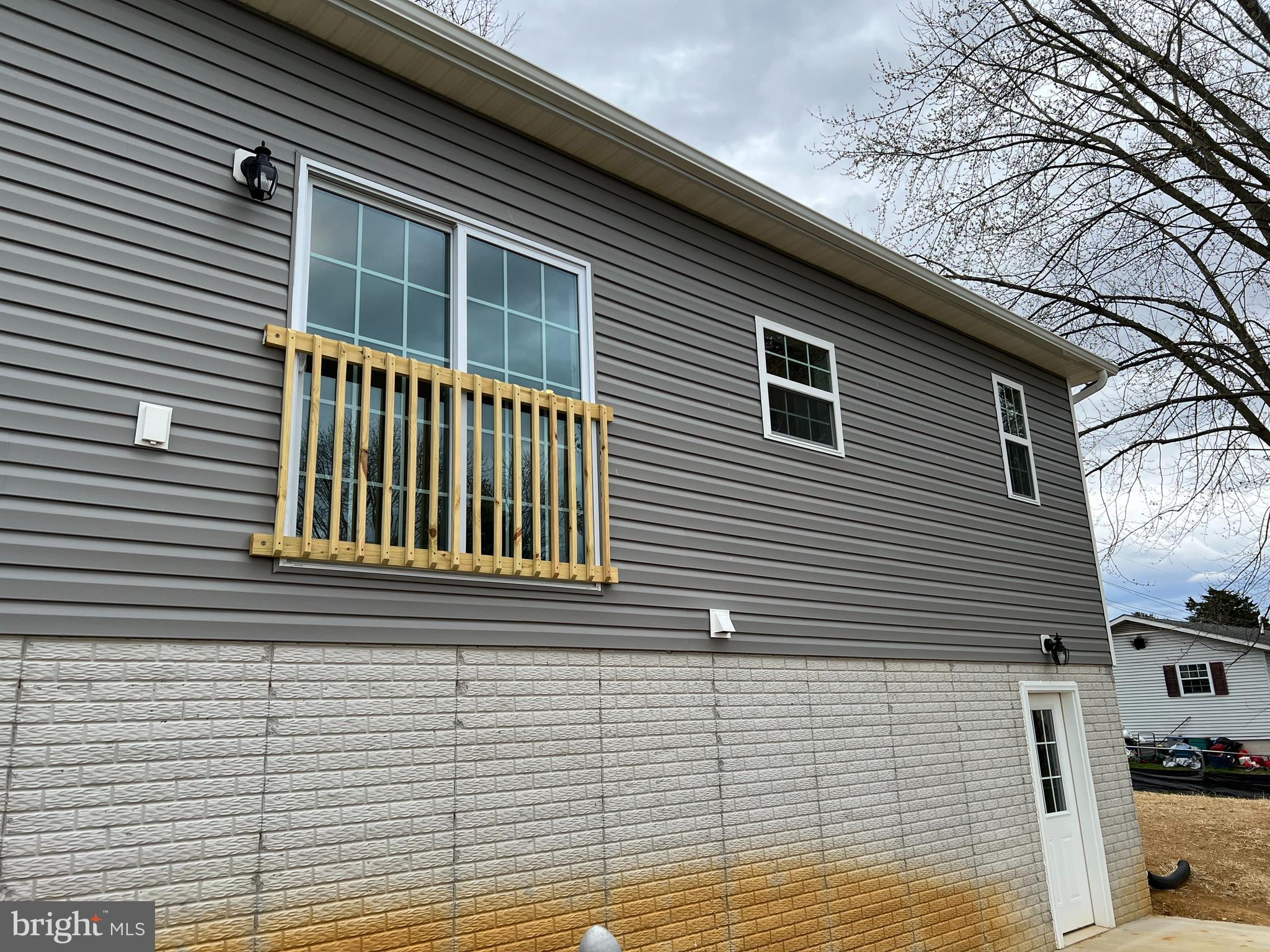 ORCHARD HILLS - Residential