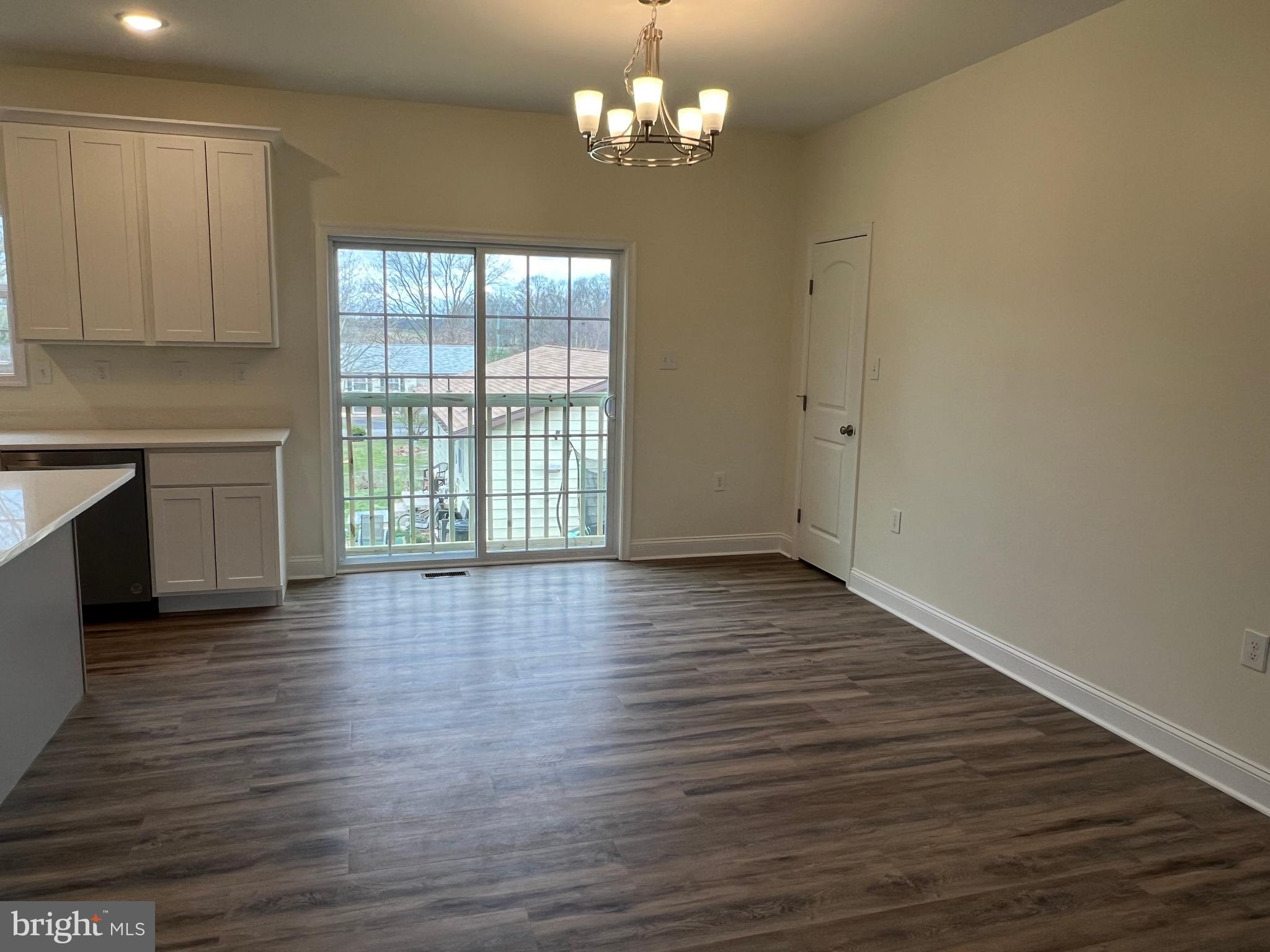 ORCHARD HILLS - Residential